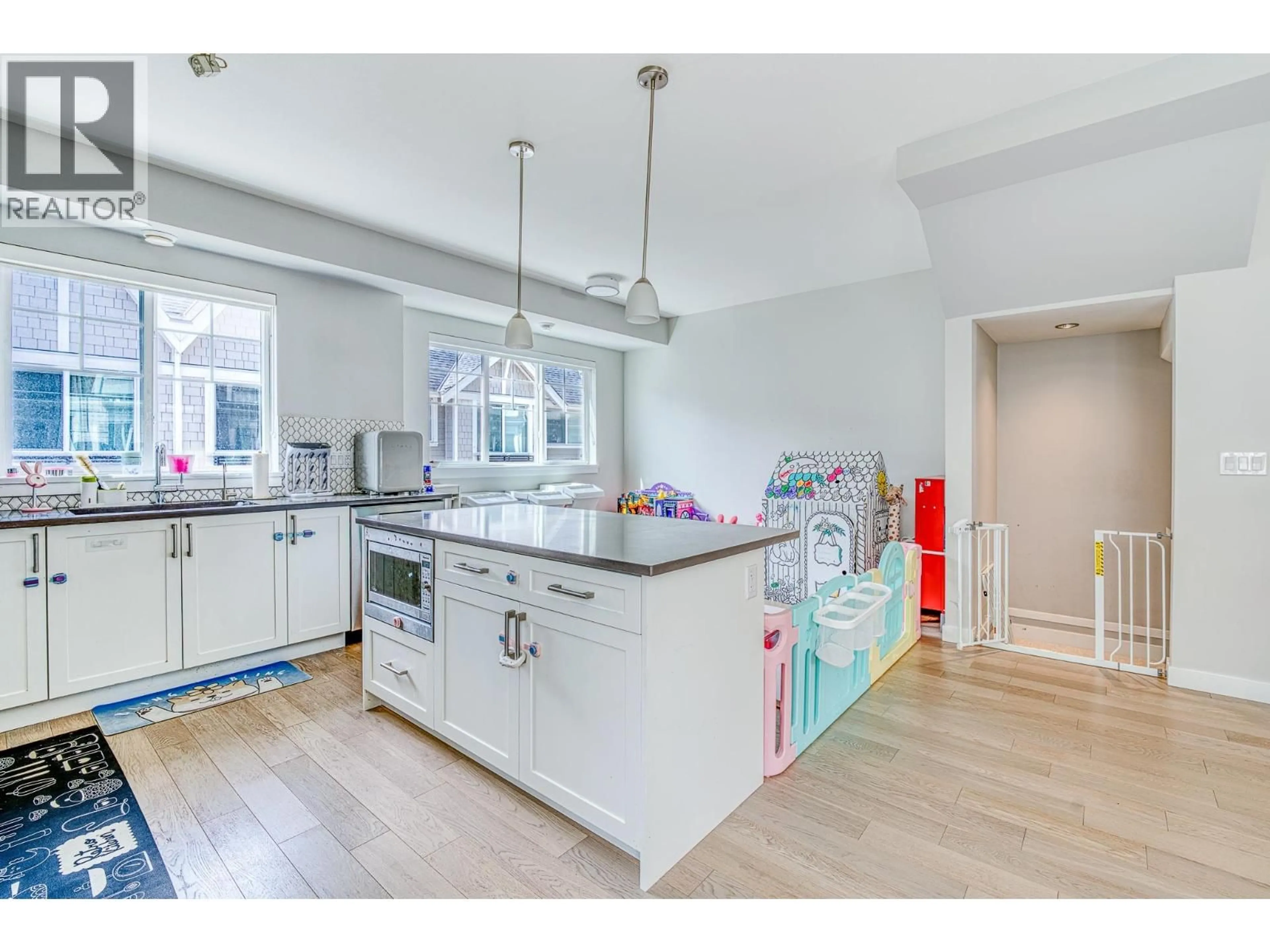 Open concept kitchen, unknown for 21 - 7180 LECHOW STREET, Richmond British Columbia V6Y0K9