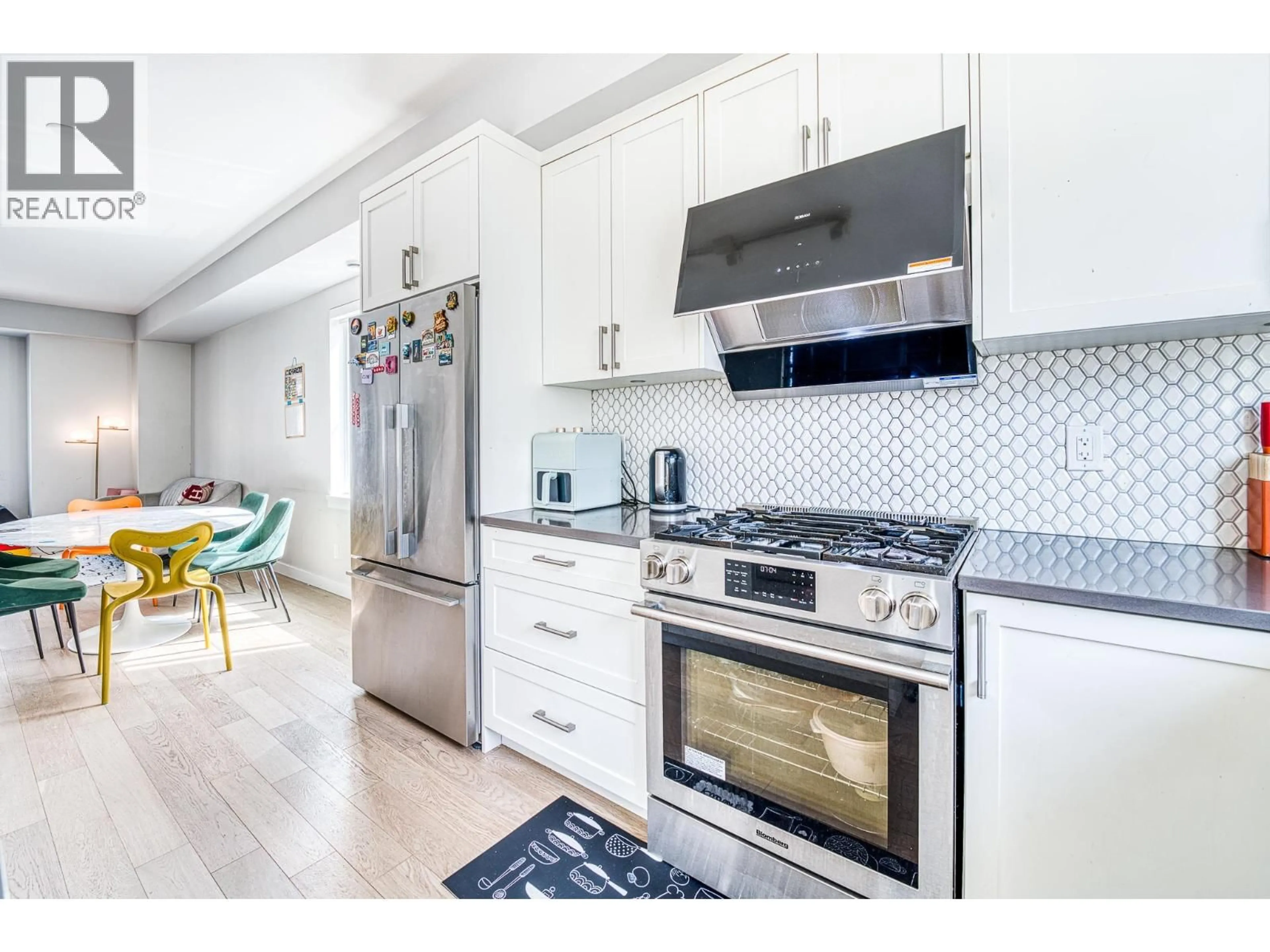 Open concept kitchen, unknown for 21 - 7180 LECHOW STREET, Richmond British Columbia V6Y0K9