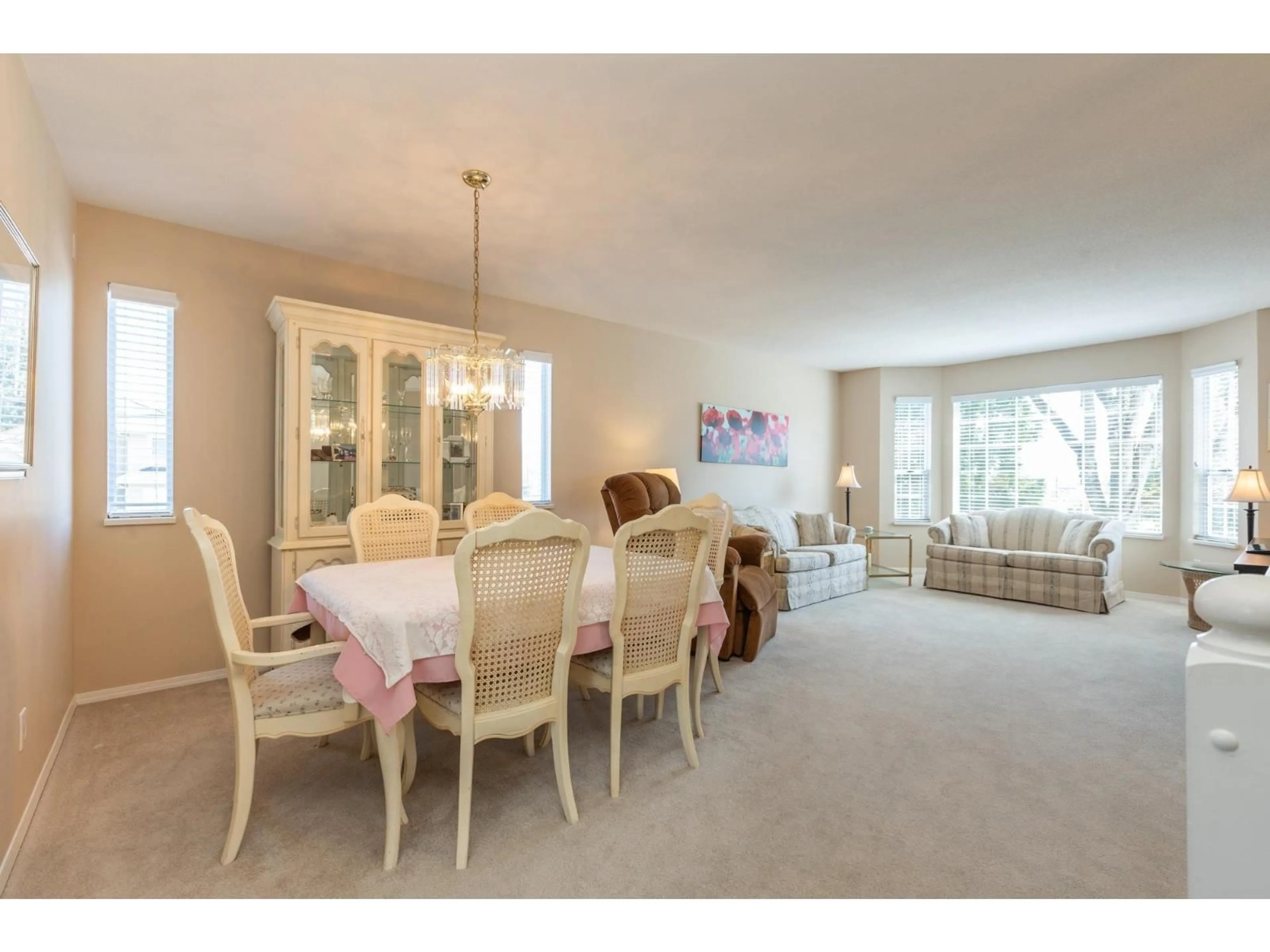 Dining room, unknown for 15991 80 AVENUE, Surrey British Columbia V4N0V2