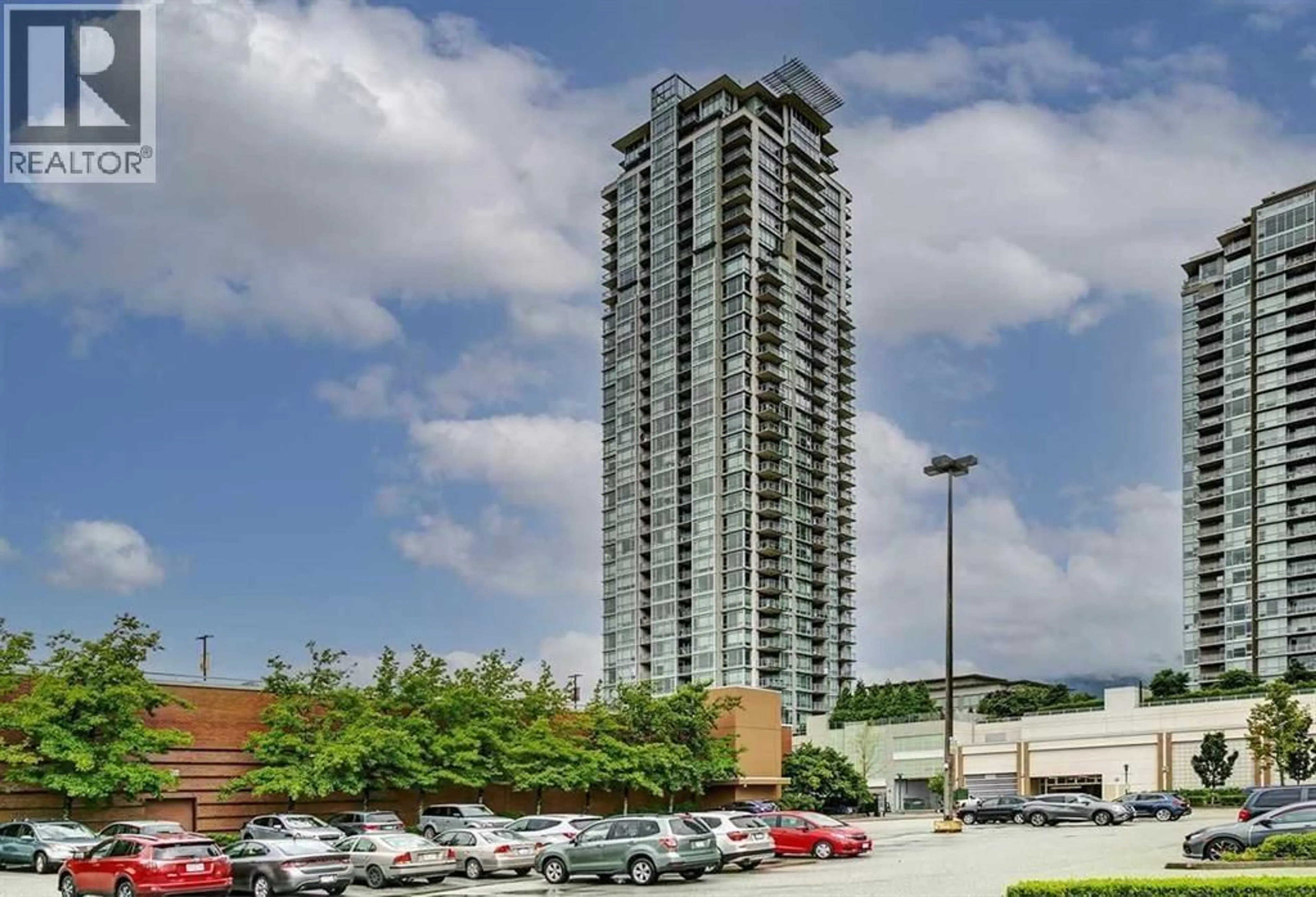 Indoor foyer for 1906 - 2955 ATLANTIC AVENUE, Coquitlam British Columbia V3B0H9