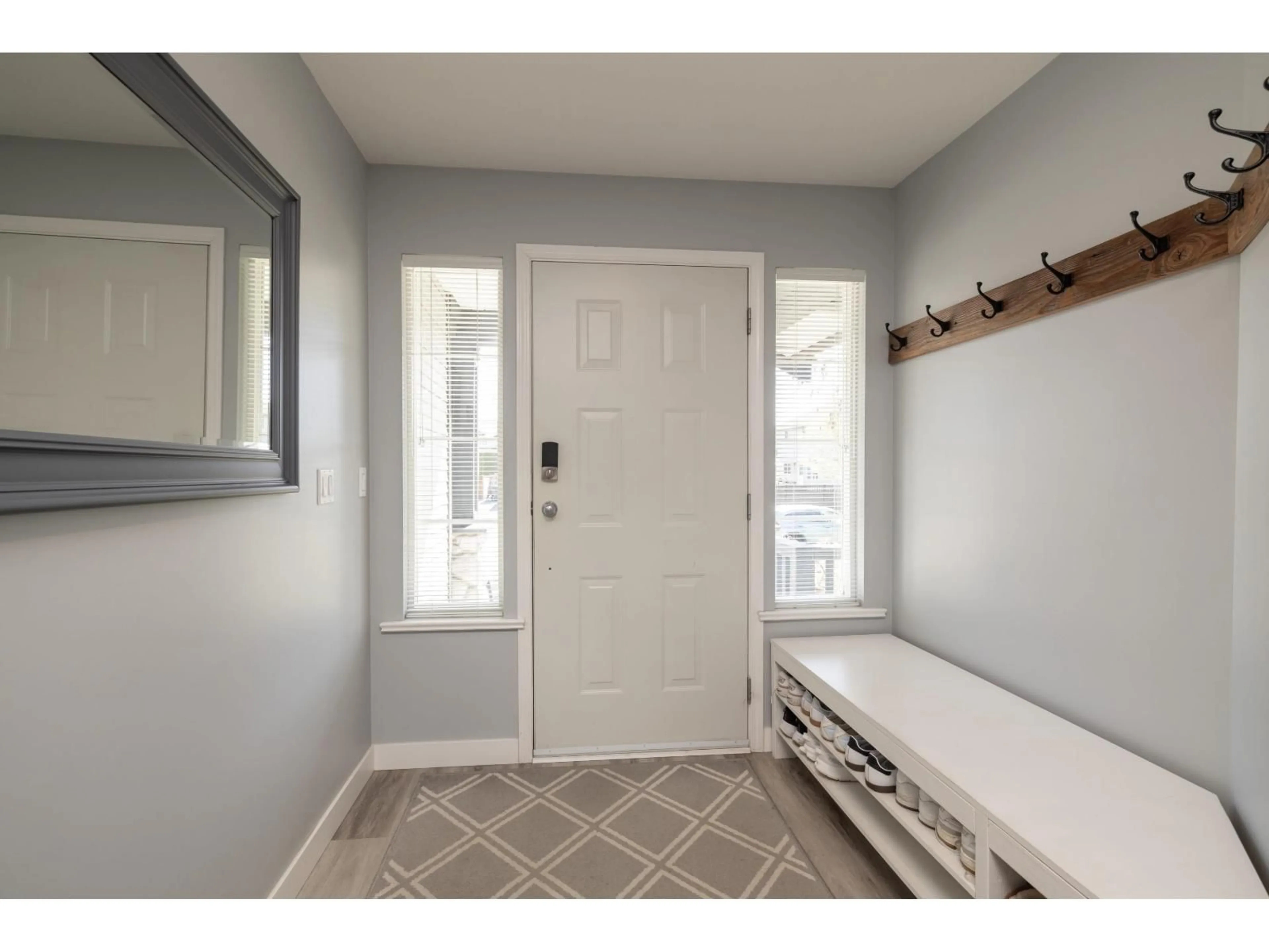 Indoor entryway for 16681 62A AVENUE, Surrey British Columbia V3S9L3