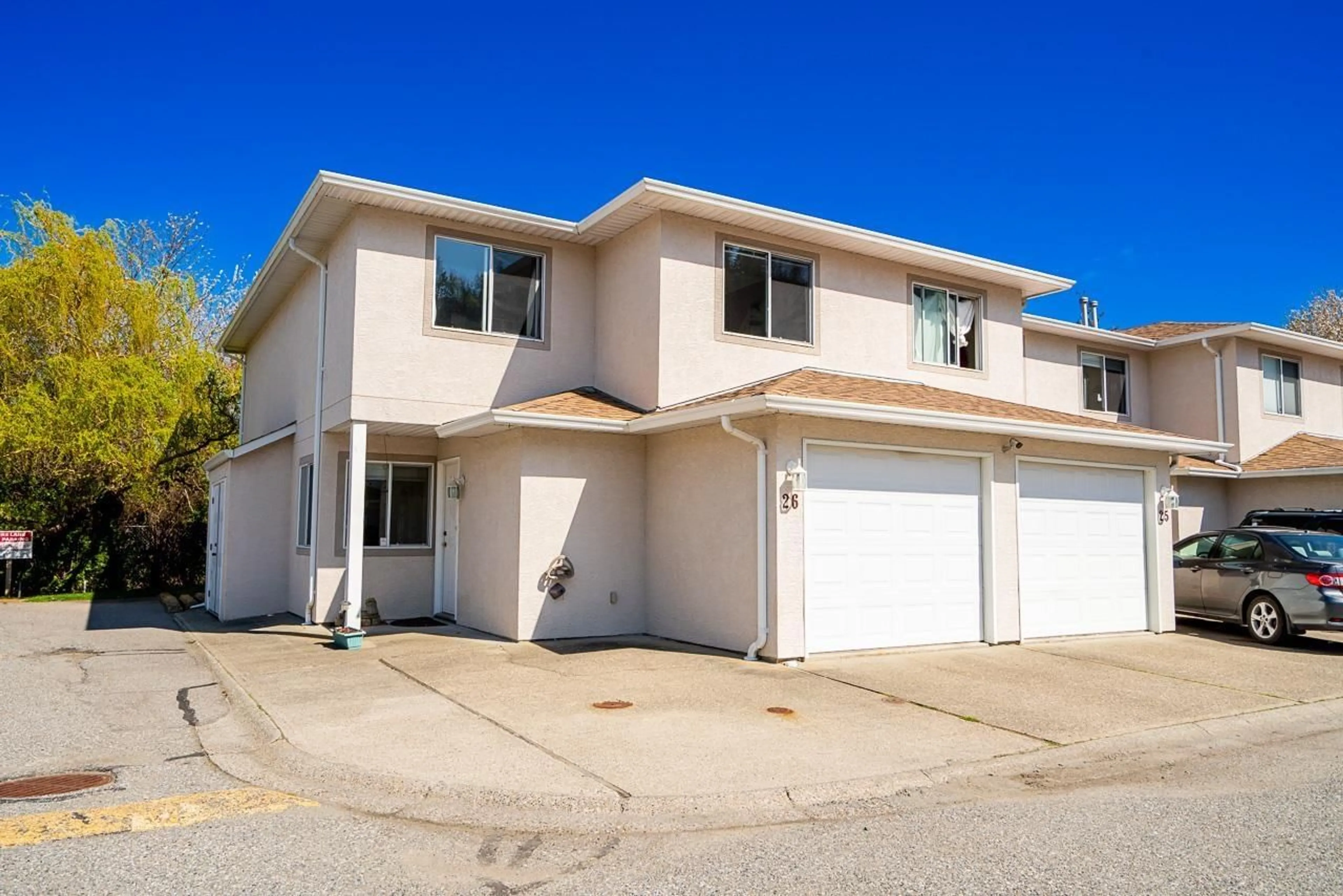 Home with vinyl exterior material, street for 26 - 5536 VEDDER ROAD, Chilliwack British Columbia V2R3X5