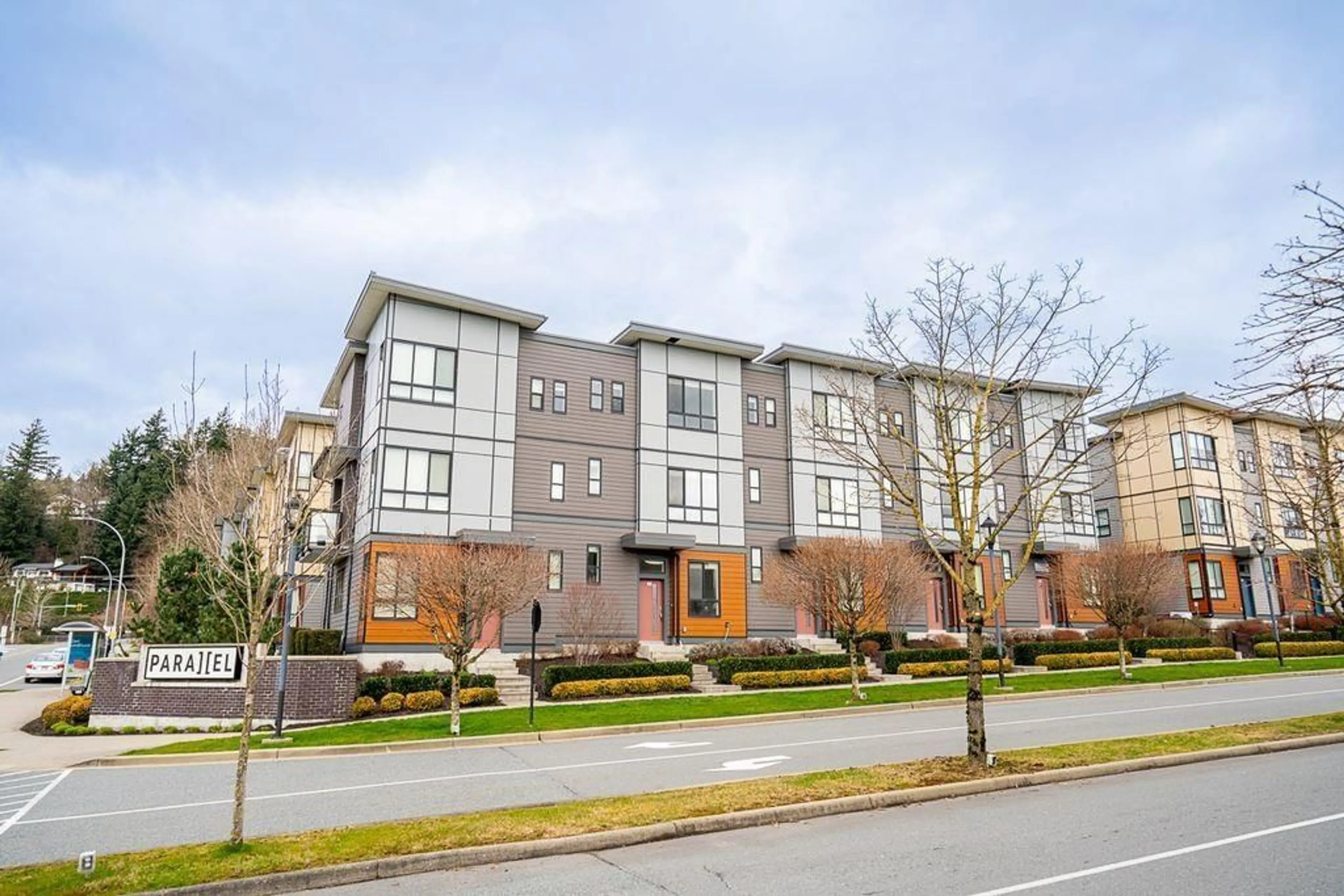 Unknown for 10 - 1938 NORTH PARALLEL ROAD, Abbotsford British Columbia V3G0H1