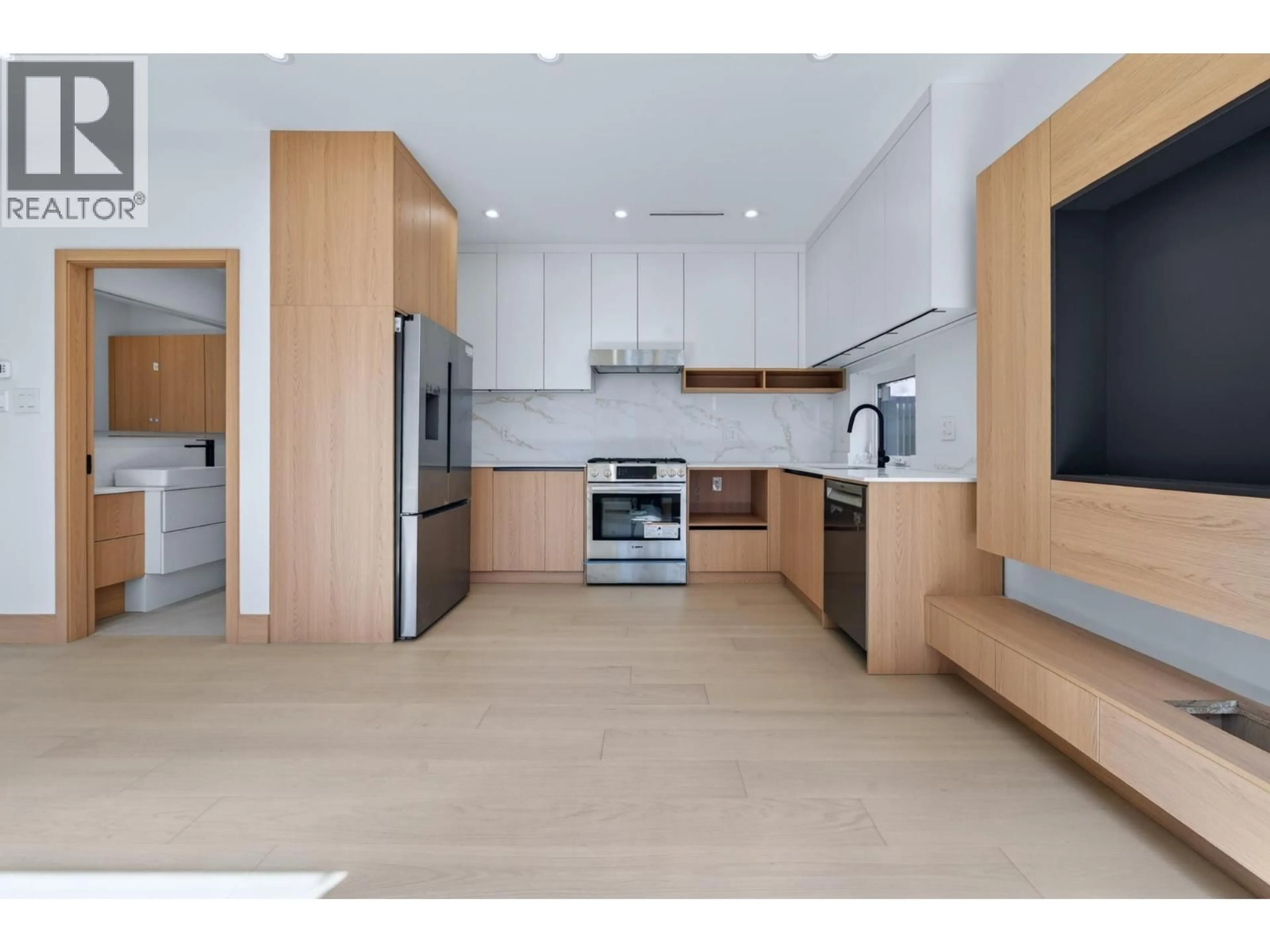 Open concept kitchen, unknown for 3 - 1495 58TH AVENUE, Vancouver British Columbia V5P2B9