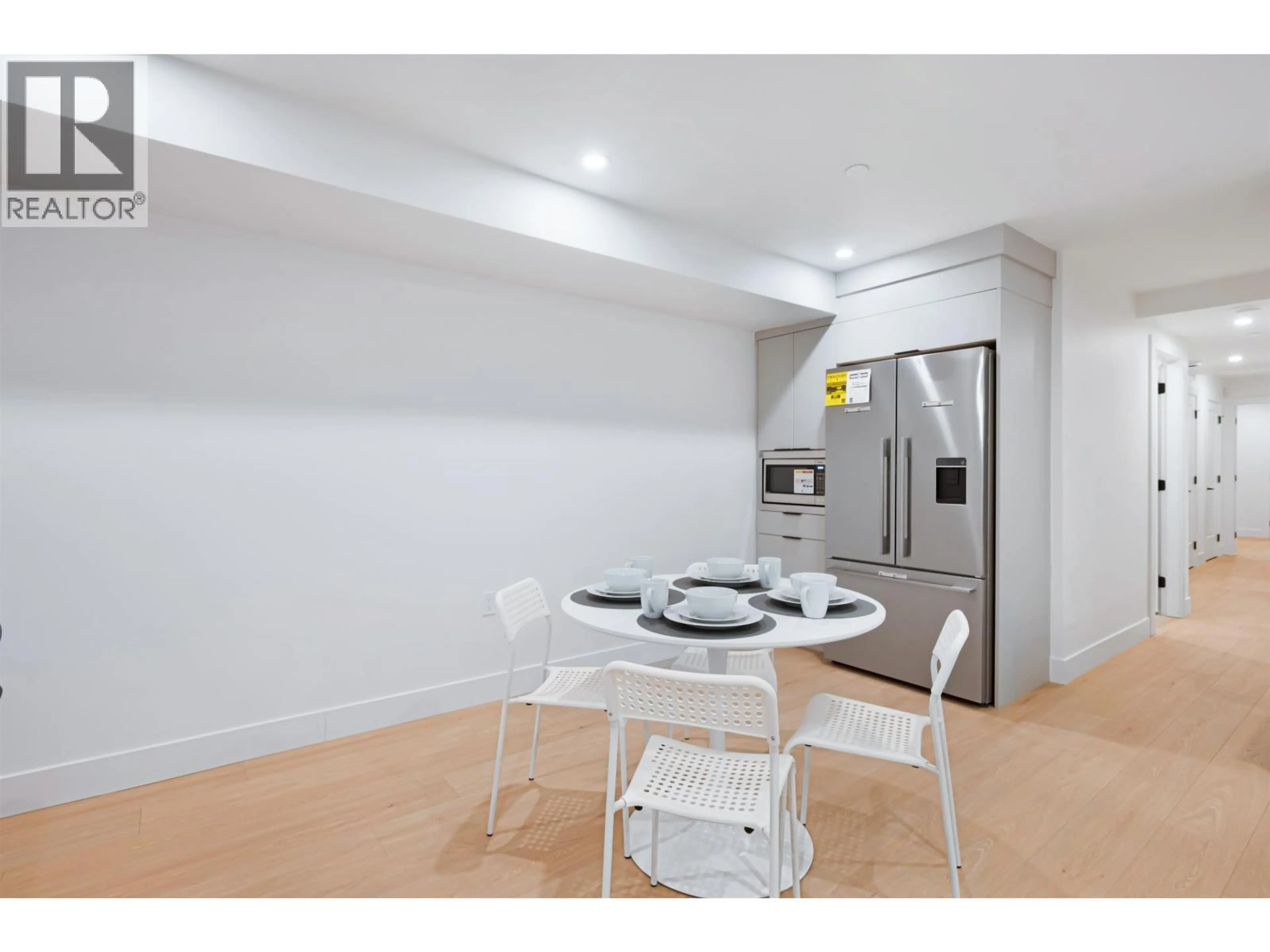 Unknown for 1 - 4855 VENABLES STREET, Burnaby British Columbia V5C3A9