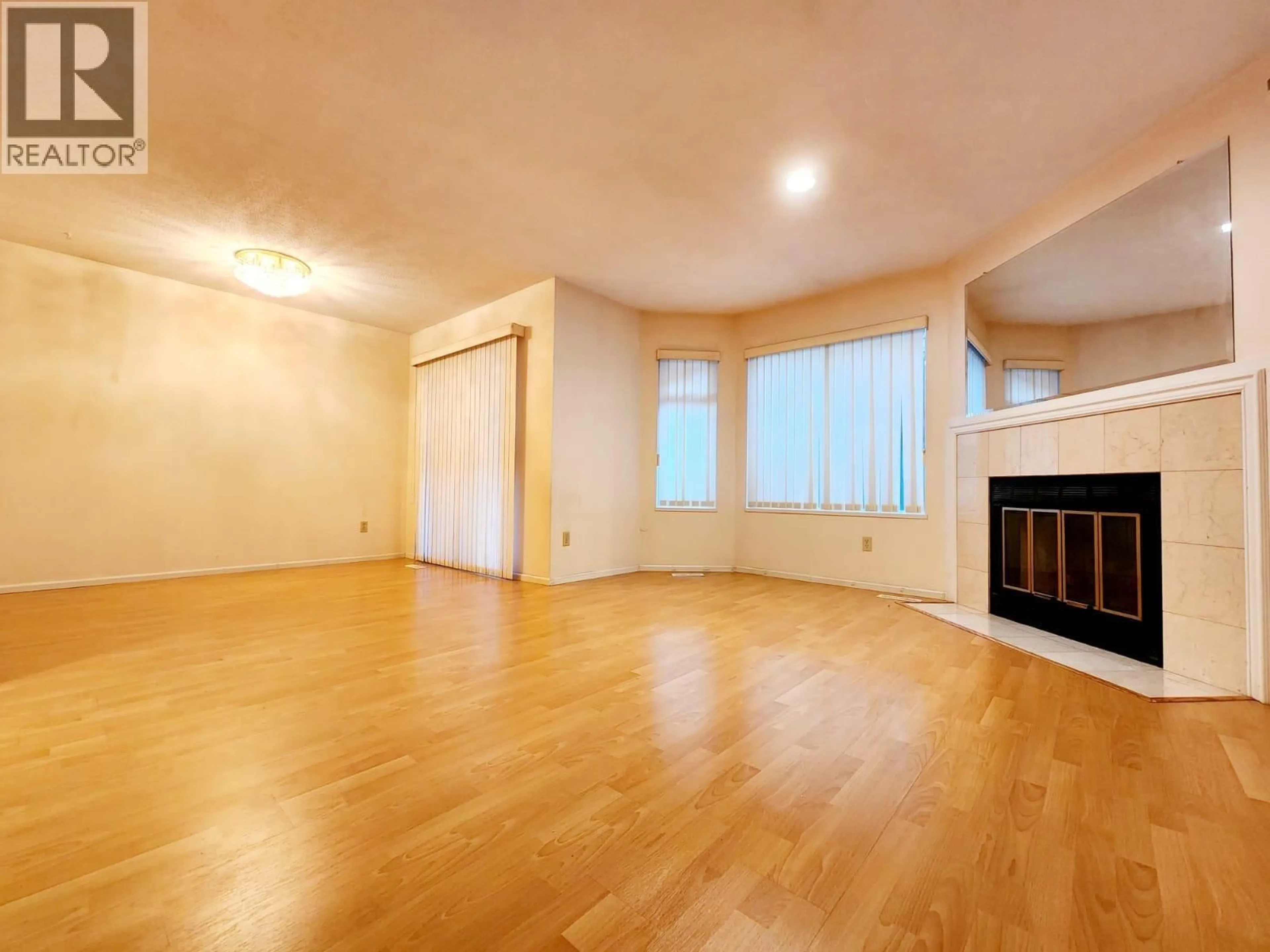 A pic of a room for 5 - 8691 COOK ROAD, Richmond British Columbia V6Y1V8