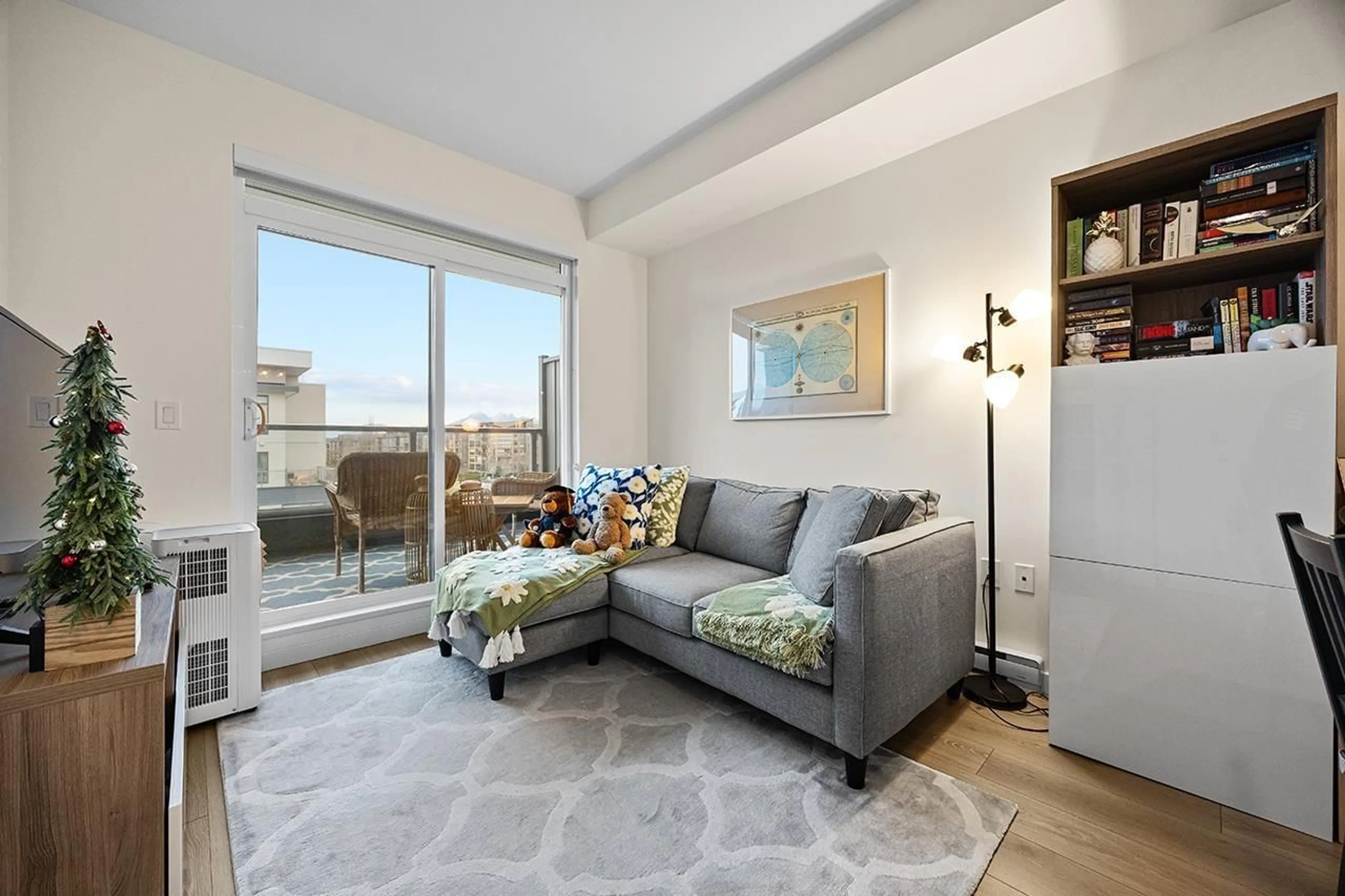 Living room with furniture, unknown for 506 - 7920 206 STREET, Langley British Columbia V2Y3X1