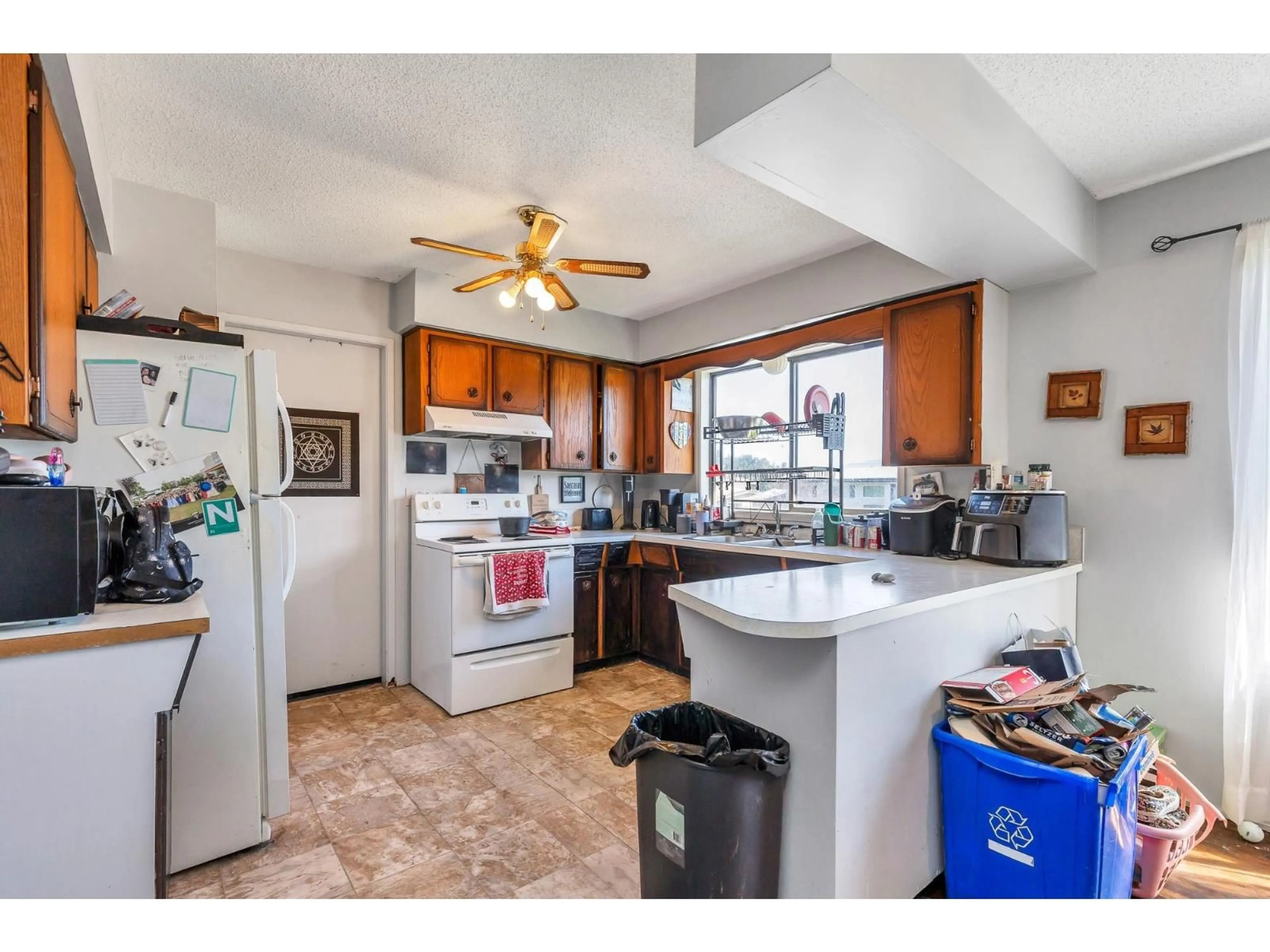 Unknown for 9501 PAULA CRESCENT, Chilliwack British Columbia V2P6H1