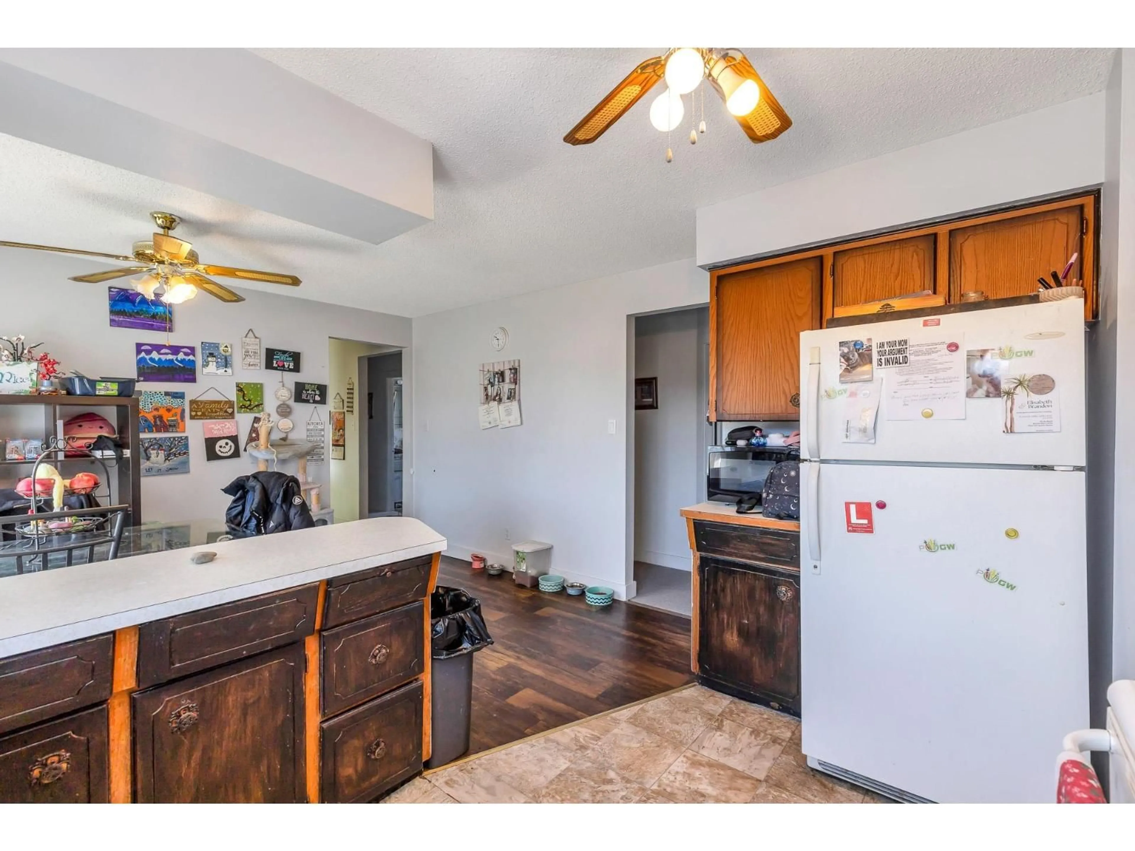 Standard kitchen, unknown for 9501 PAULA CRESCENT, Chilliwack British Columbia V2P6H1