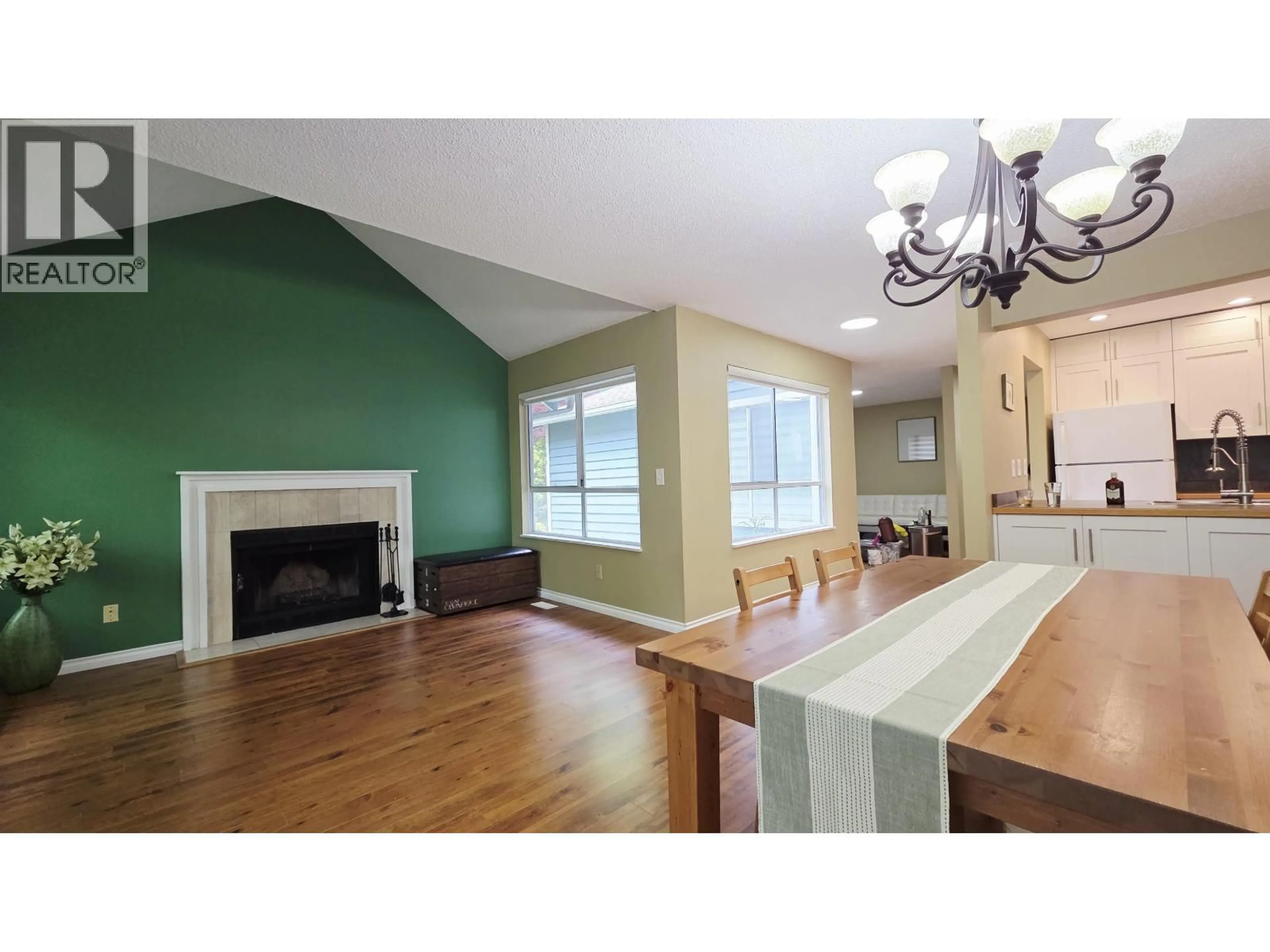 Open concept kitchen, wood/laminate floor for 13 - 9000 ASH GROVE CRESCENT, Burnaby British Columbia V5A4L7