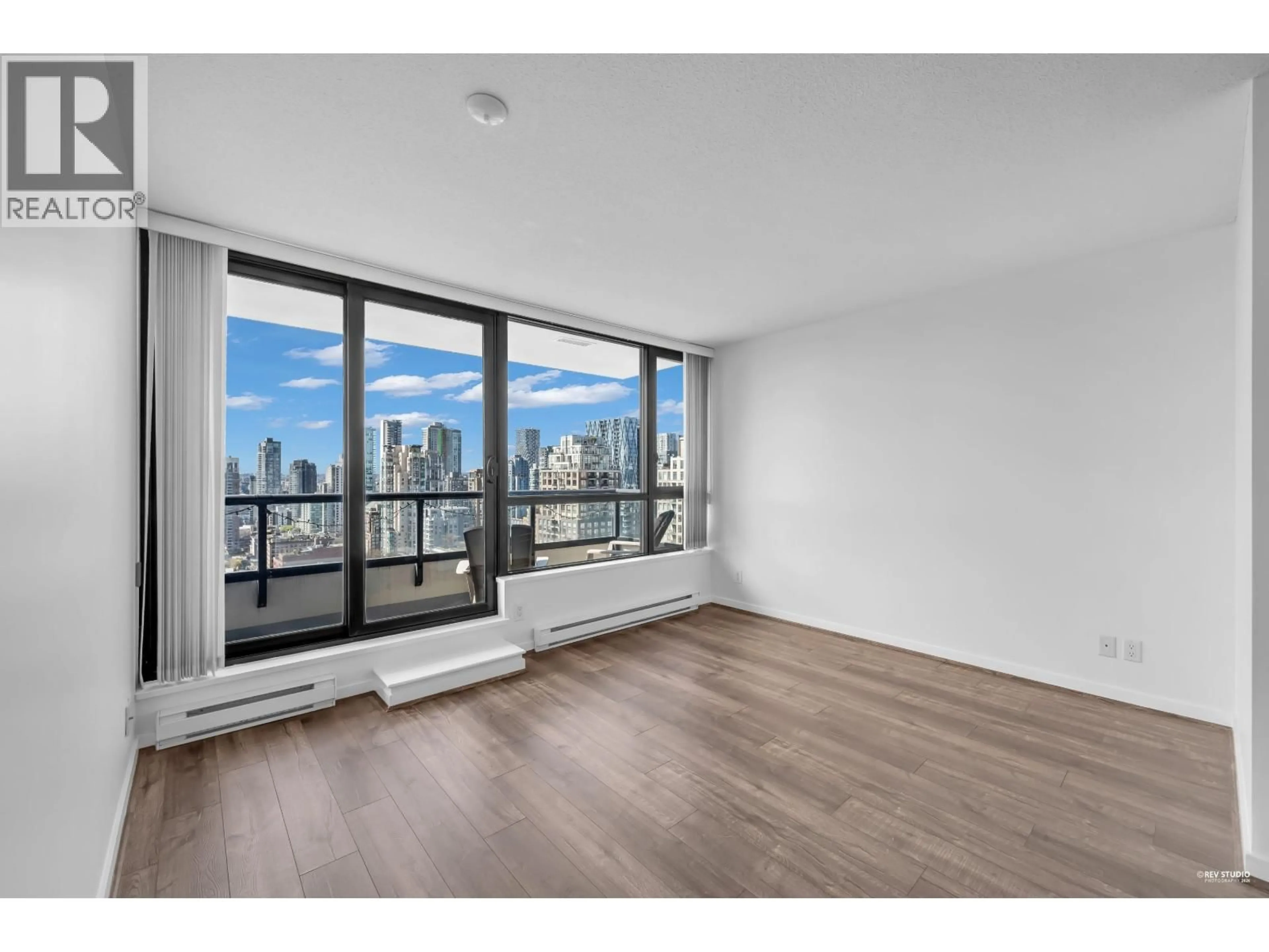 A pic of a room for 2608 - 977 MAINLAND STREET, Vancouver British Columbia V6B1T2