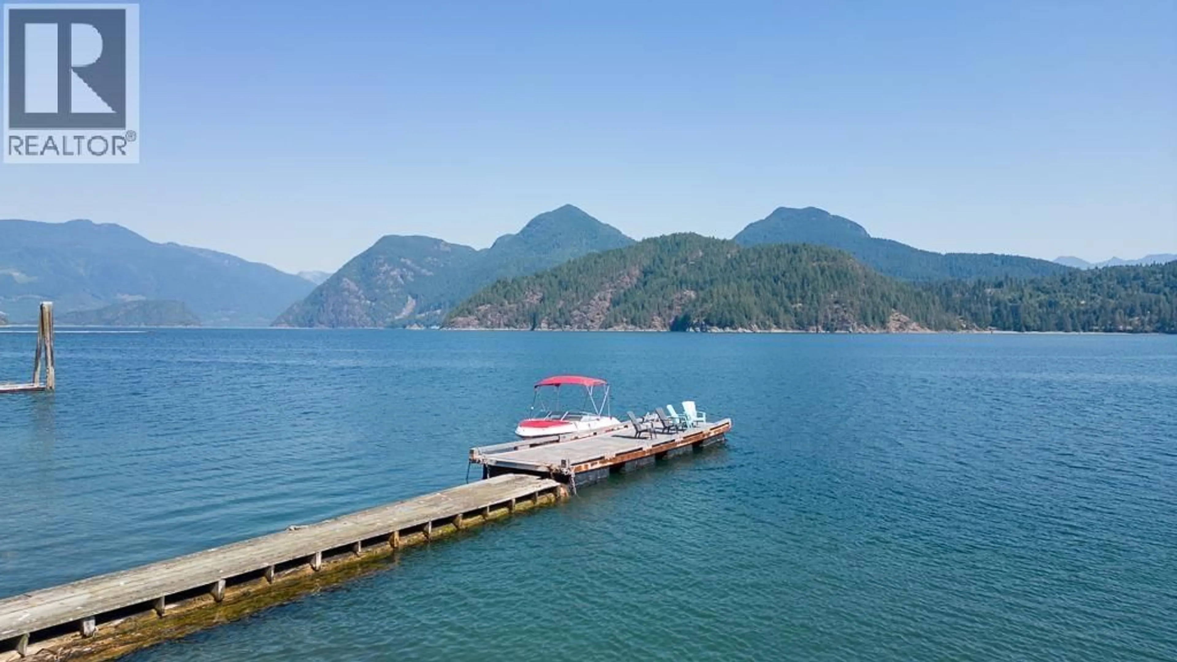 A pic from outside/outdoor area/front of a property/back of a property/a pic from drone, water/lake/river/ocean view for 1980 THORNBROUGH ROAD, Gibsons British Columbia V0N1V6