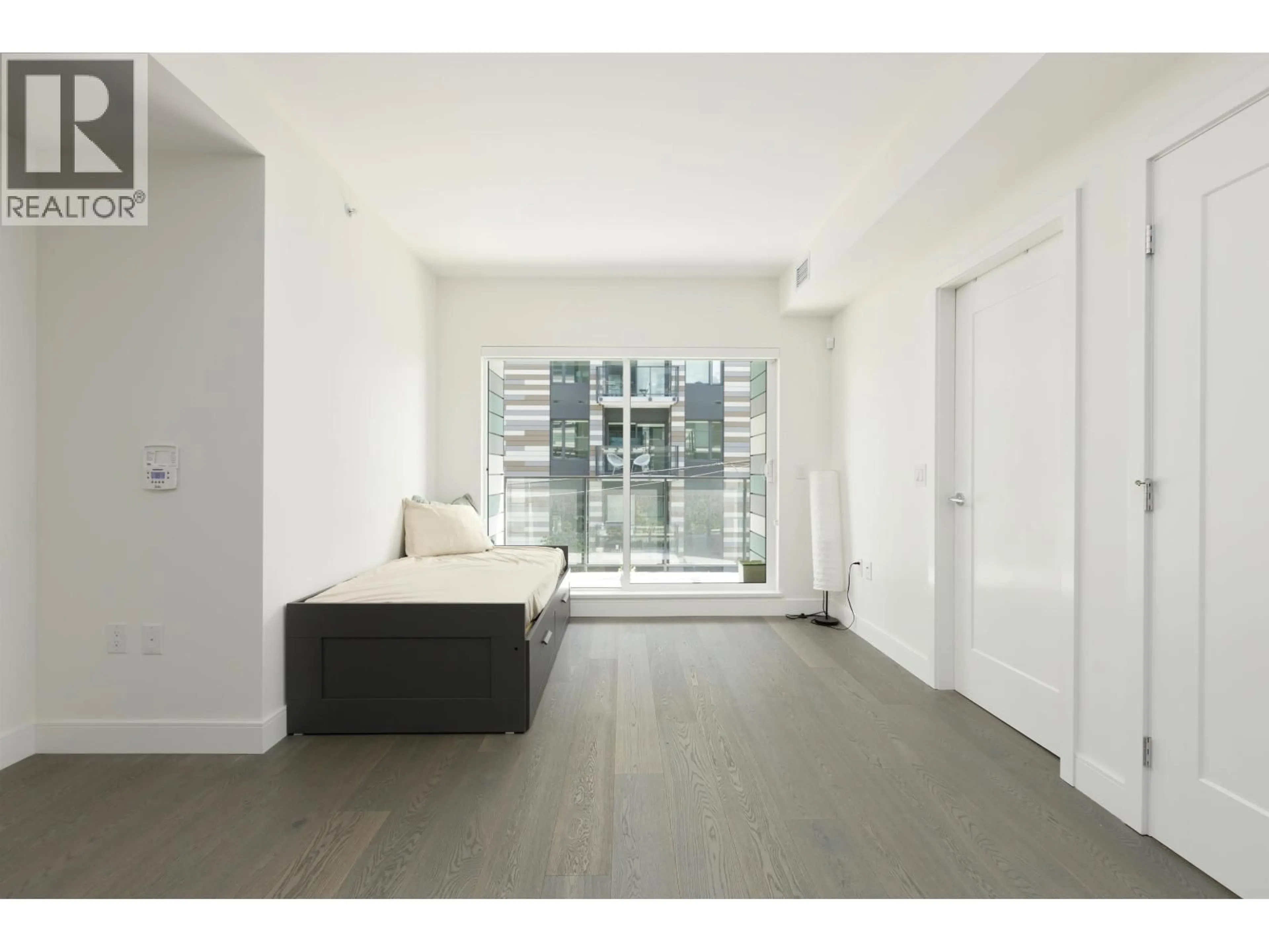 A pic of a room for 205 - 488 58TH AVENUE, Vancouver British Columbia V5X1V5