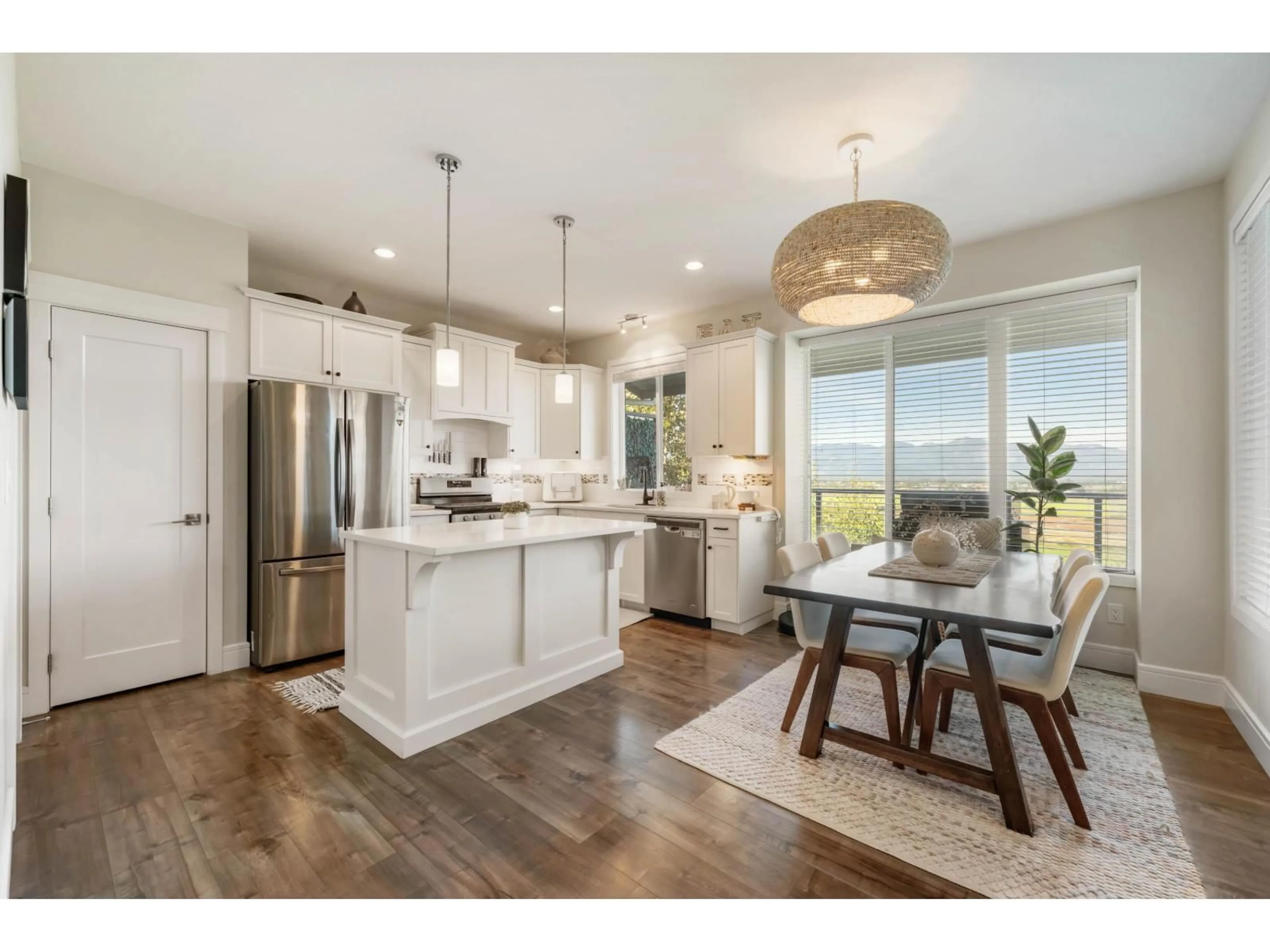 Open concept kitchen, unknown for 10 - 50634 LEDGESTONE PLACE, Chilliwack British Columbia V2P0E7