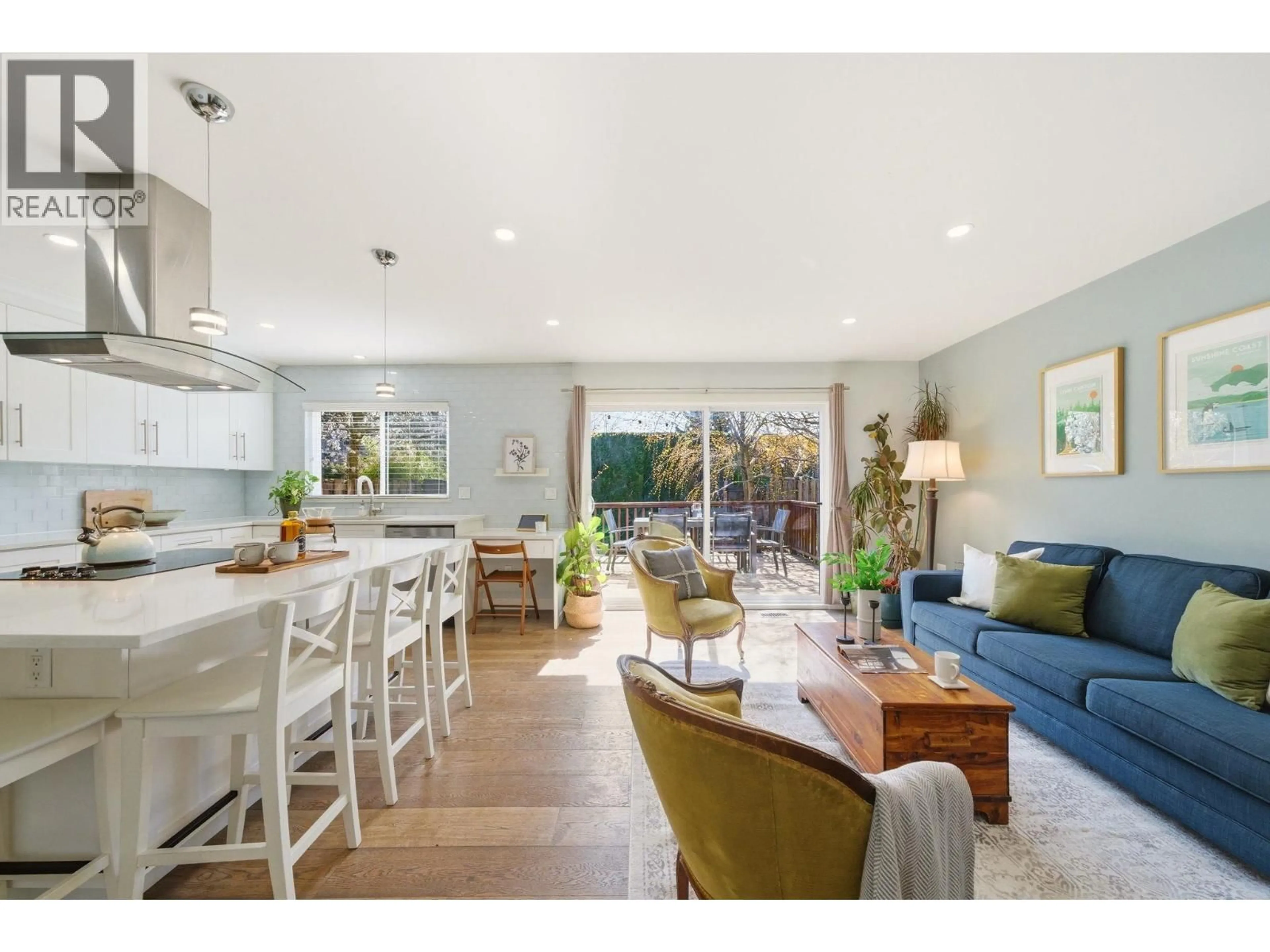 Open concept kitchen, unknown for 931 OLD LILLOOET ROAD, North Vancouver British Columbia V7J2H7