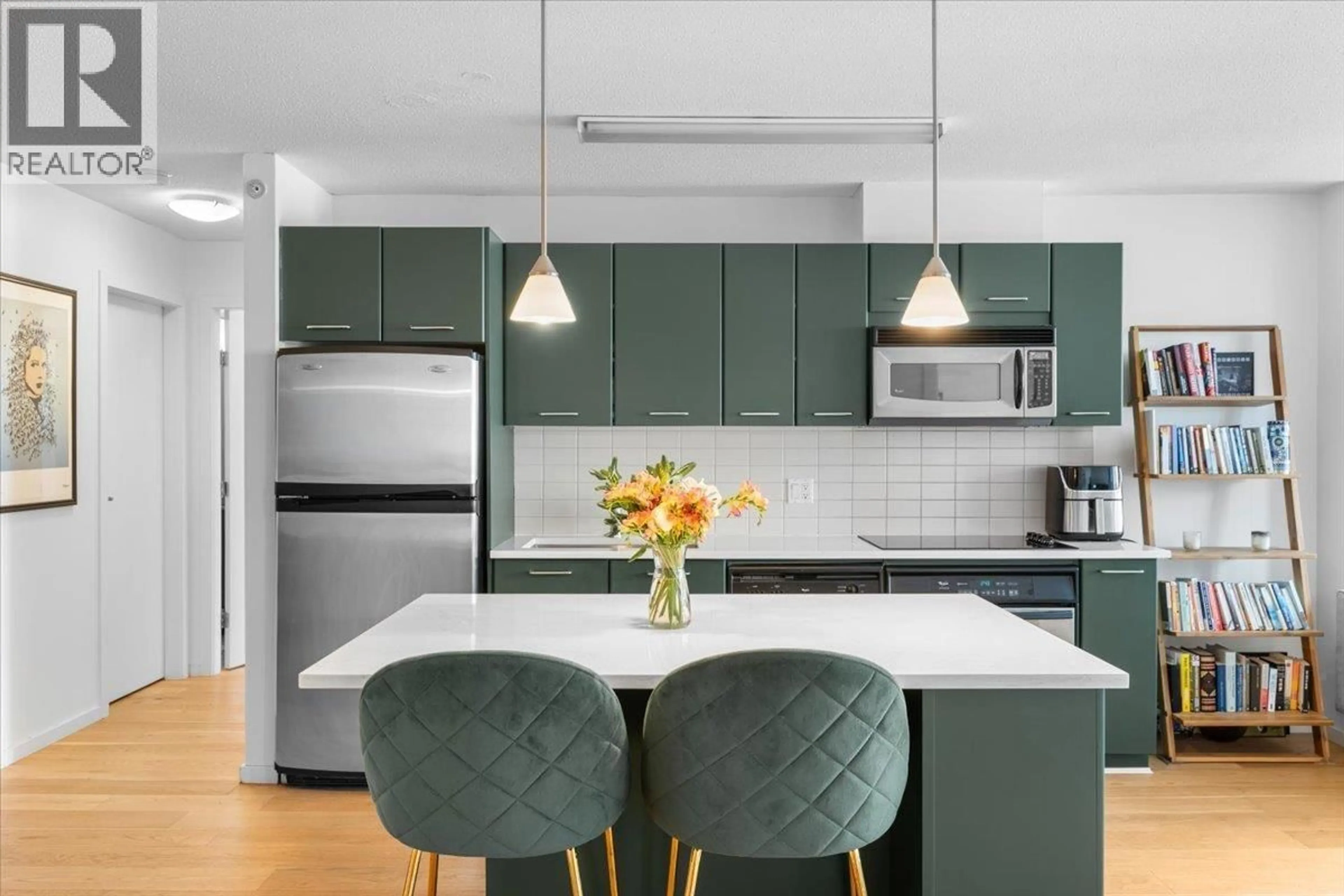 Open concept kitchen, unknown for 310 - 1155 SEYMOUR STREET, Vancouver British Columbia V6B1K2