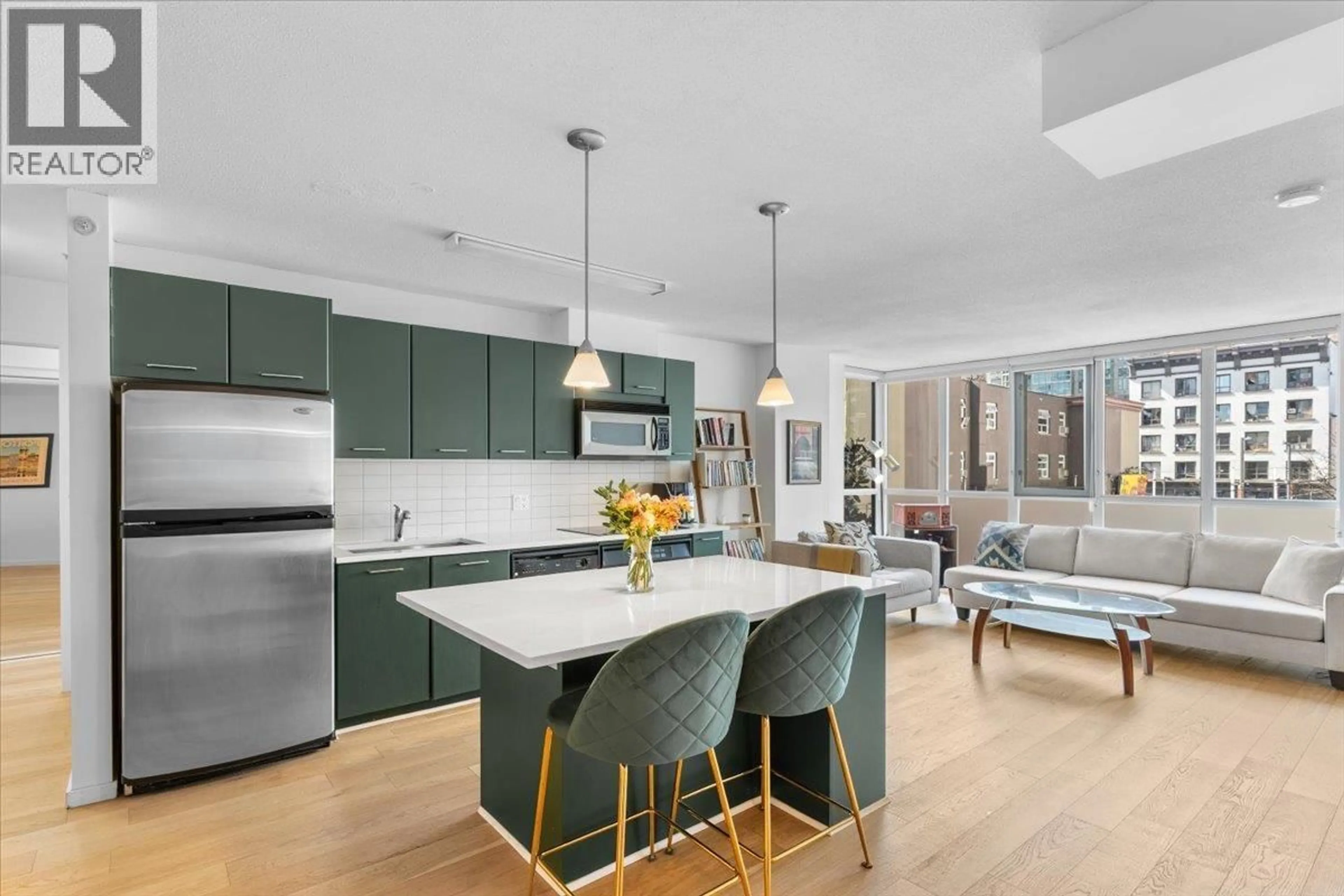 Open concept kitchen, unknown for 310 - 1155 SEYMOUR STREET, Vancouver British Columbia V6B1K2