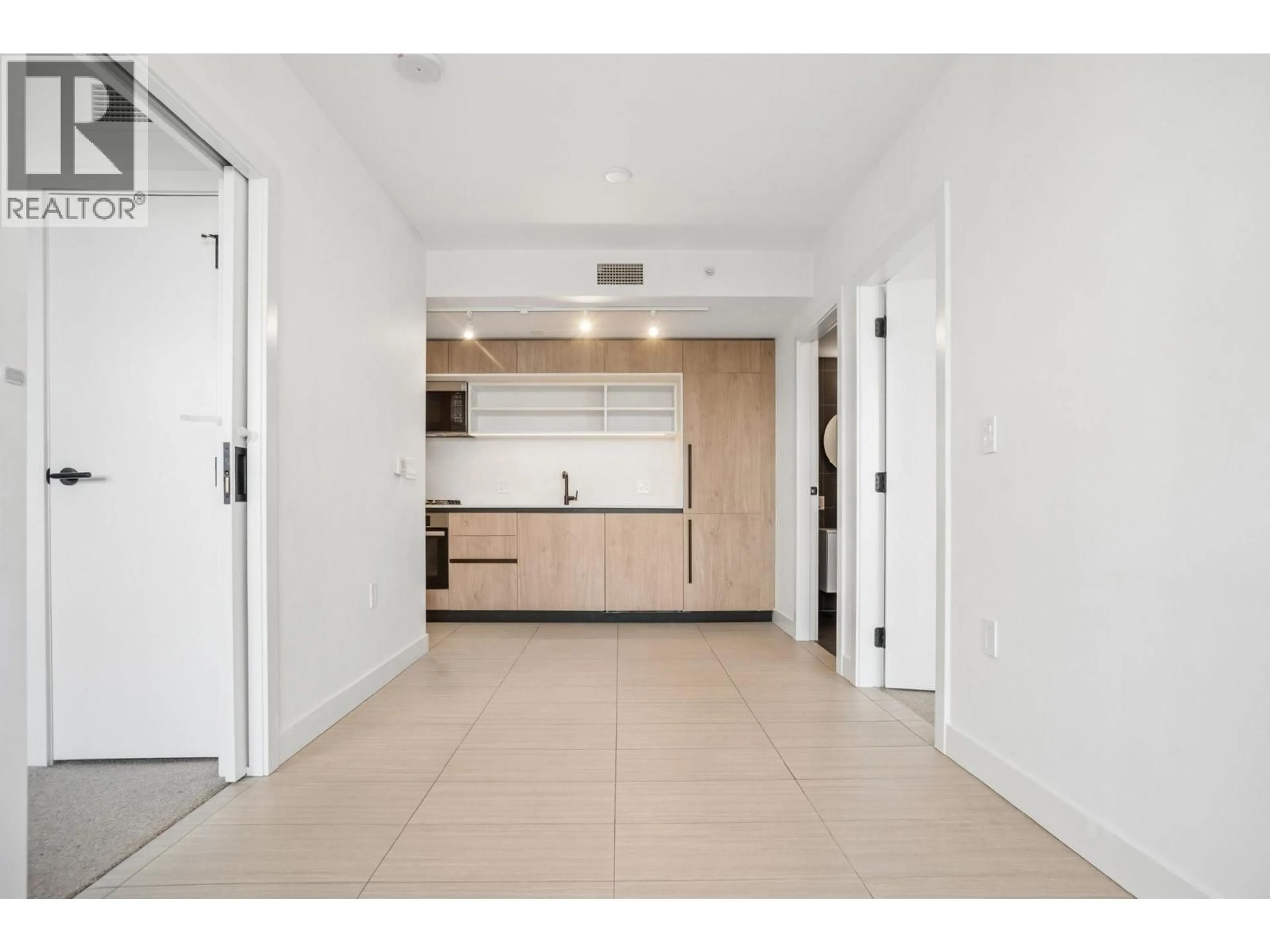 Unknown for 804 - 5058 JOYCE STREET, Vancouver British Columbia V5R0J9