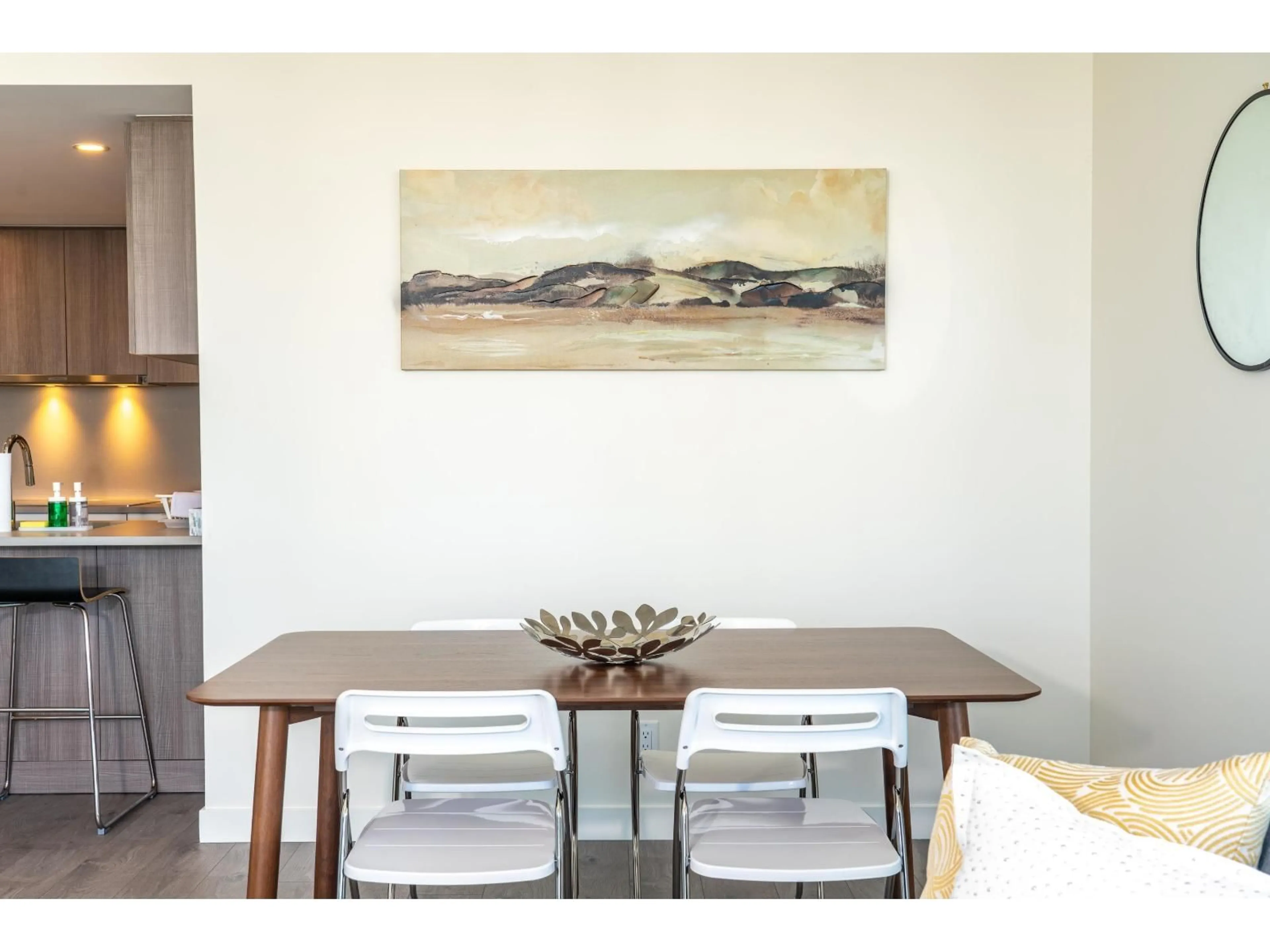 Dining room, wood/laminate floor for 1703 - 13318 104 AVENUE, Surrey British Columbia V3T0R2