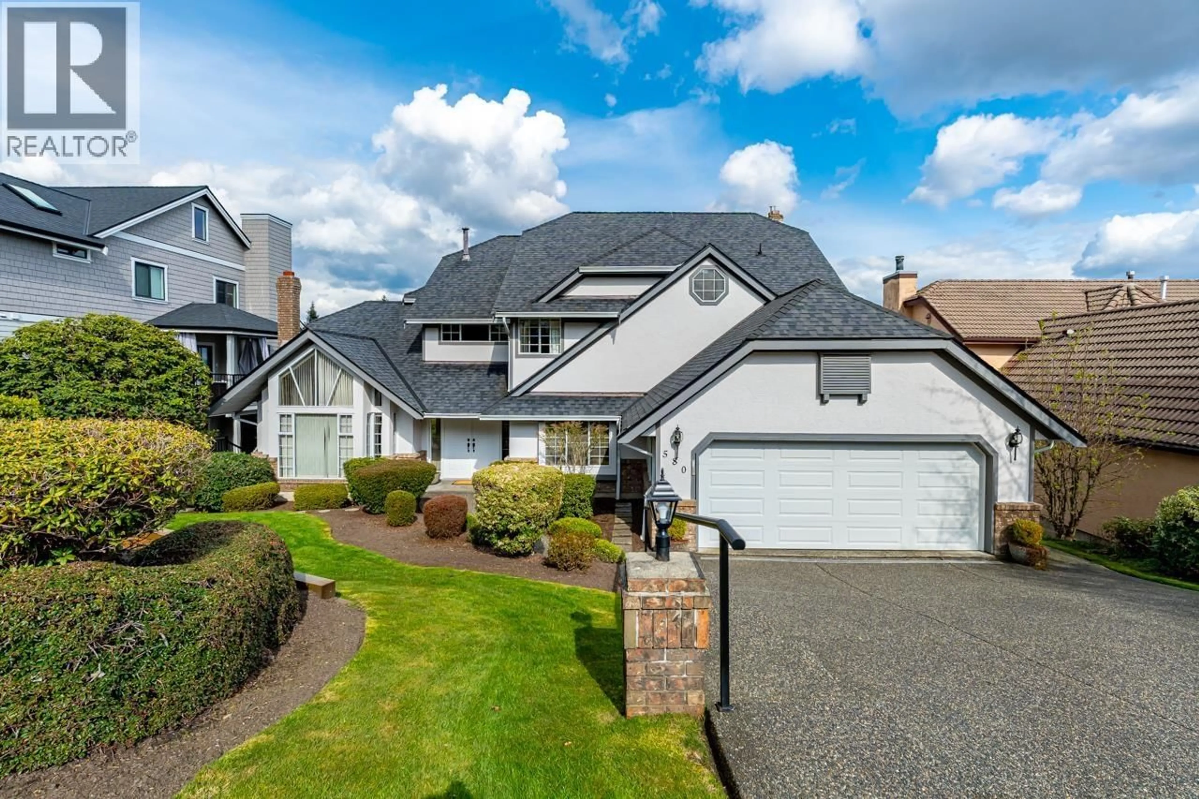 Home with vinyl exterior material, street for 580 CLEARWATER WAY, Coquitlam British Columbia V3C5W3