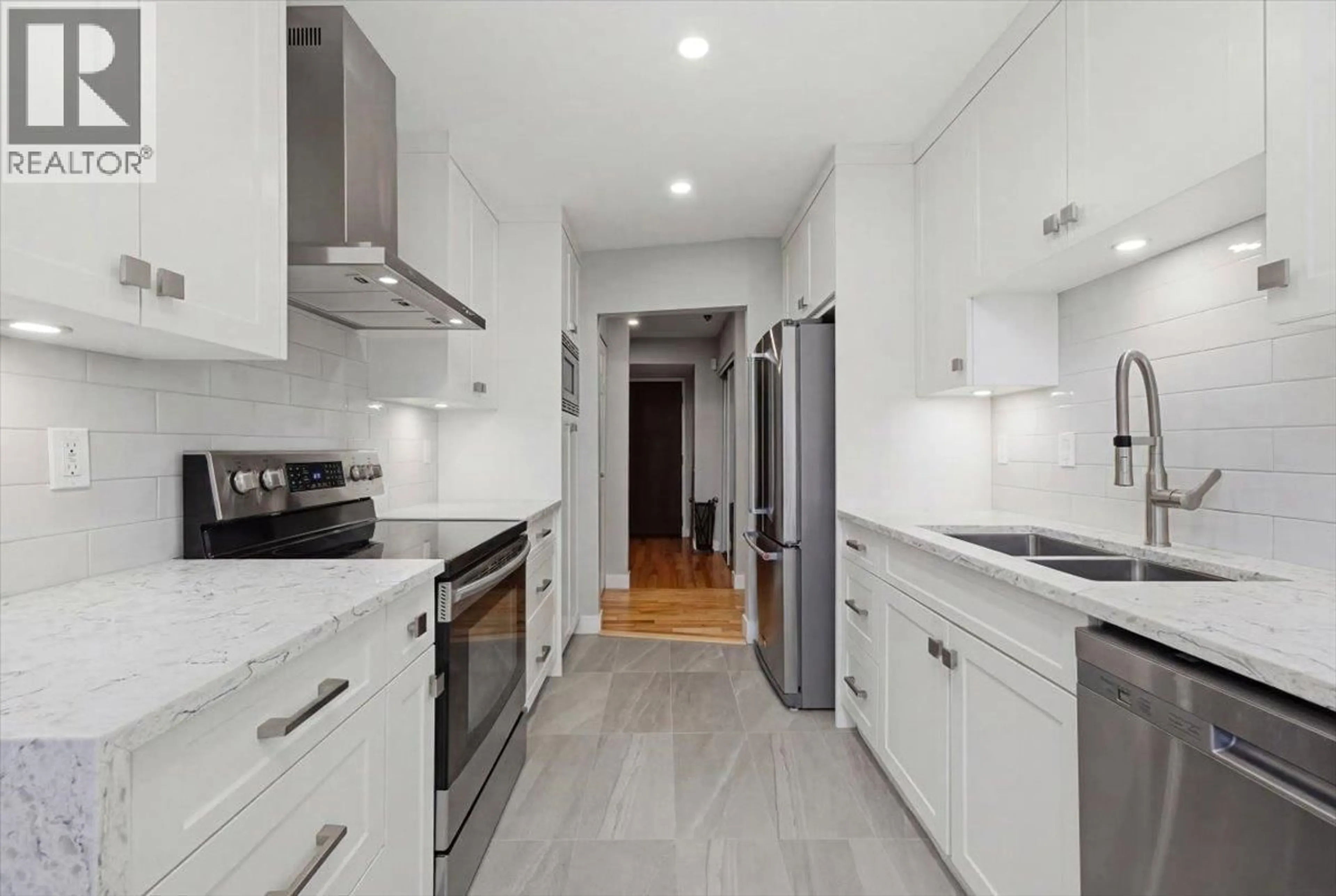 Unknown for 101 - 1005 7TH AVENUE, Vancouver British Columbia V6H1B2