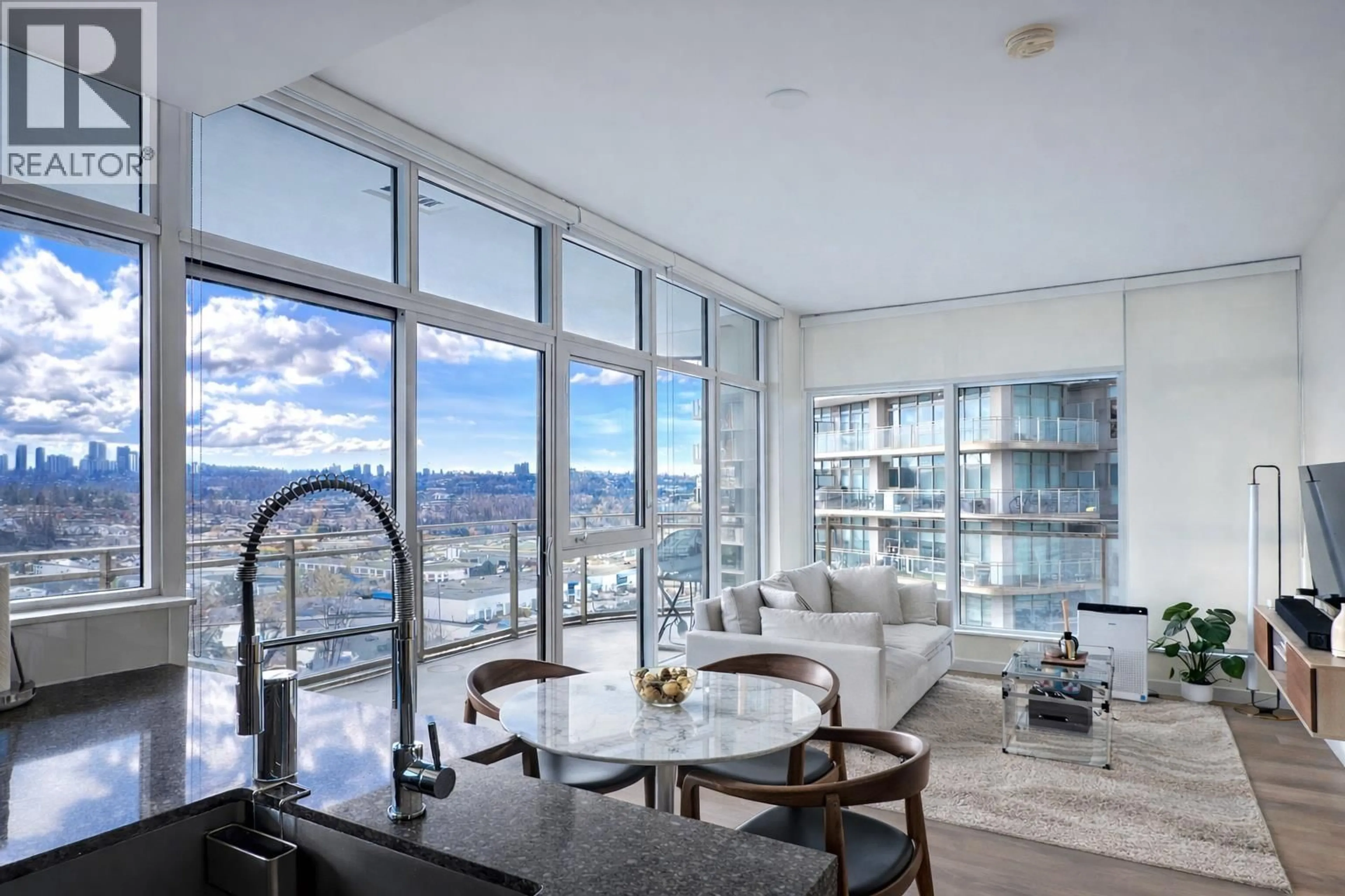 Unknown for 1506 - 5333 GORING STREET, Burnaby British Columbia V5B0B6