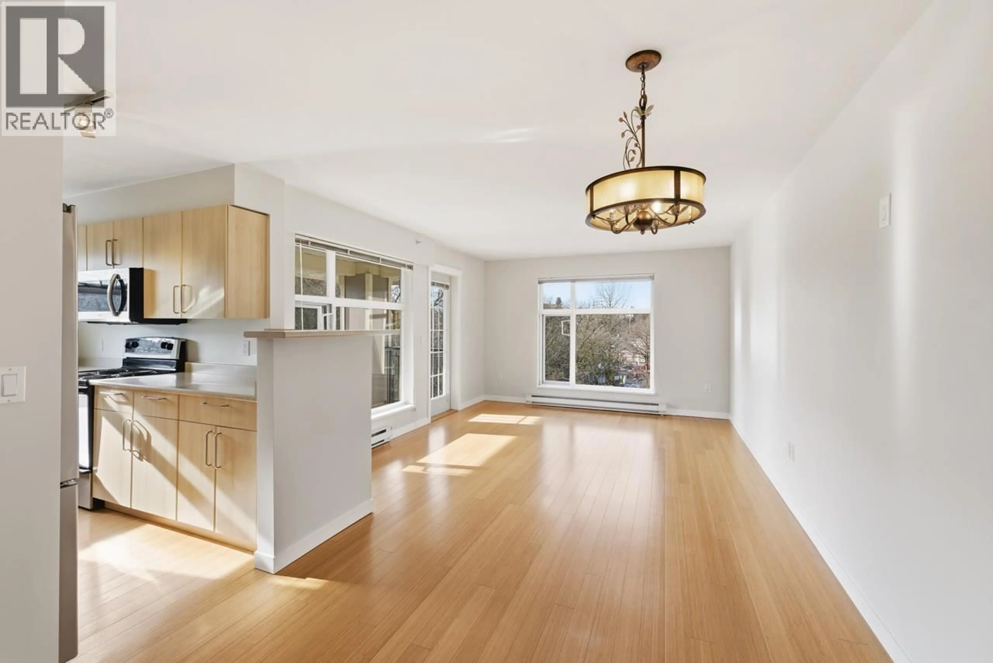 Open concept kitchen, unknown for 404 - 3575 EUCLID AVENUE, Vancouver British Columbia V5R6H5