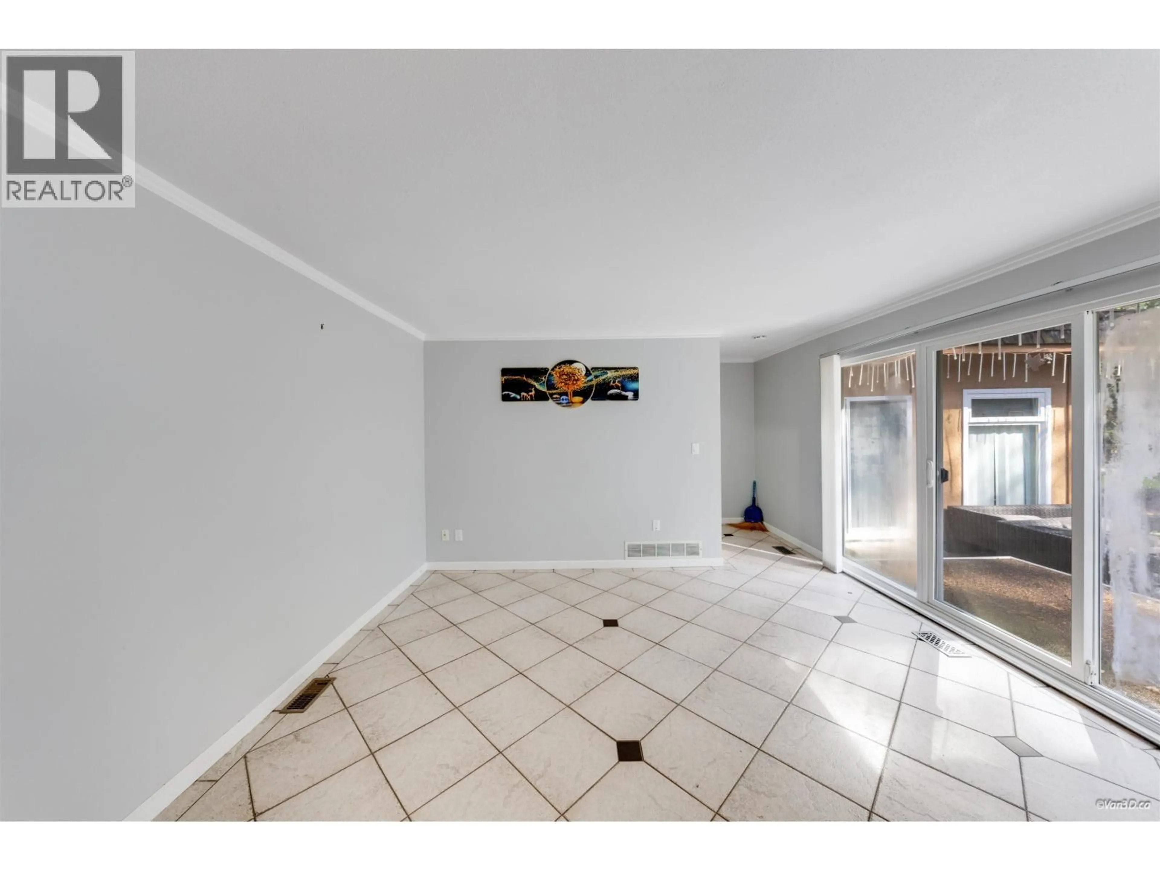 A pic of a room for 1366 KINGS AVENUE, West Vancouver British Columbia V7T2C6