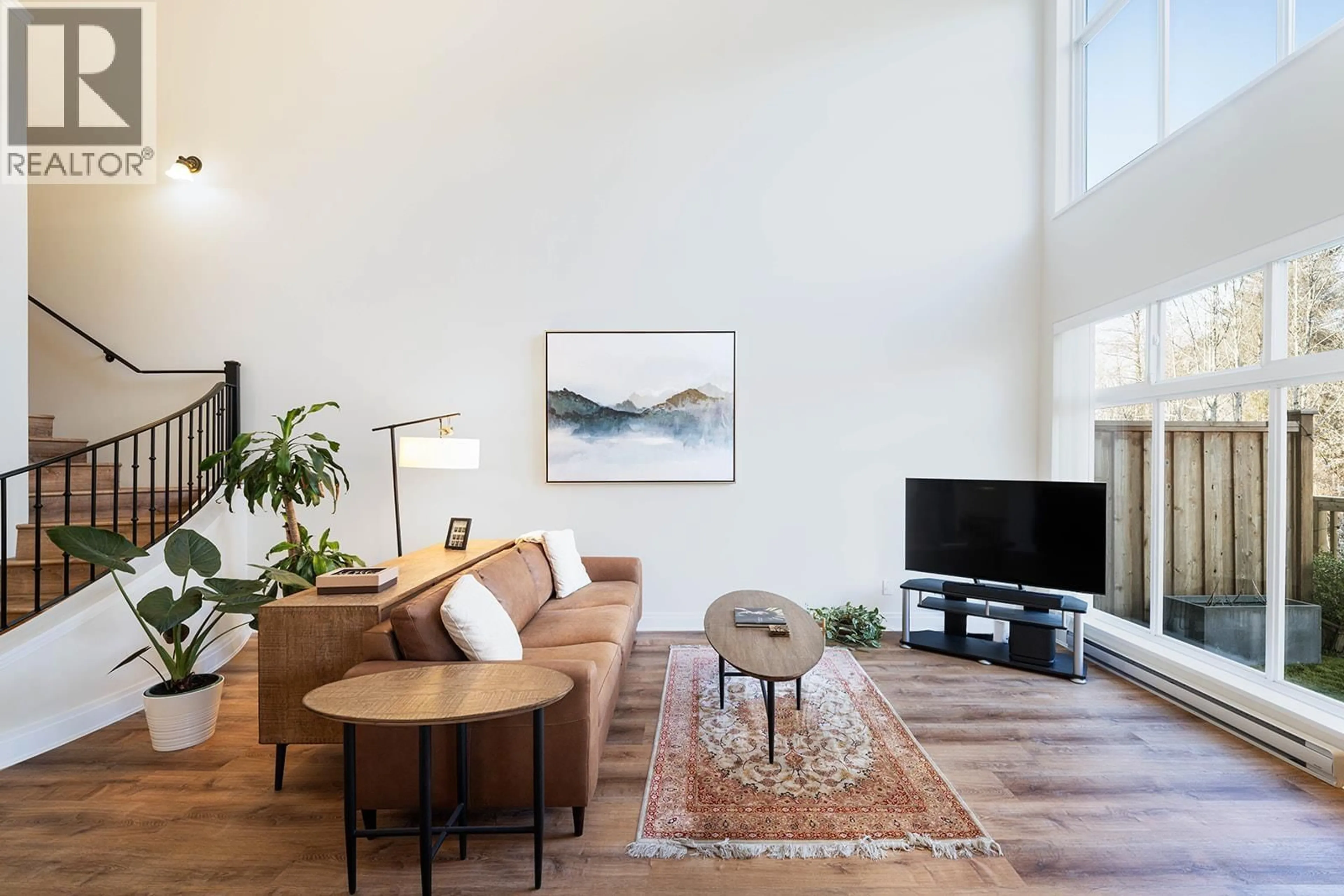 Living room with furniture, unknown for 19 - 40750 TANTALUS ROAD, Squamish British Columbia V8B0L4