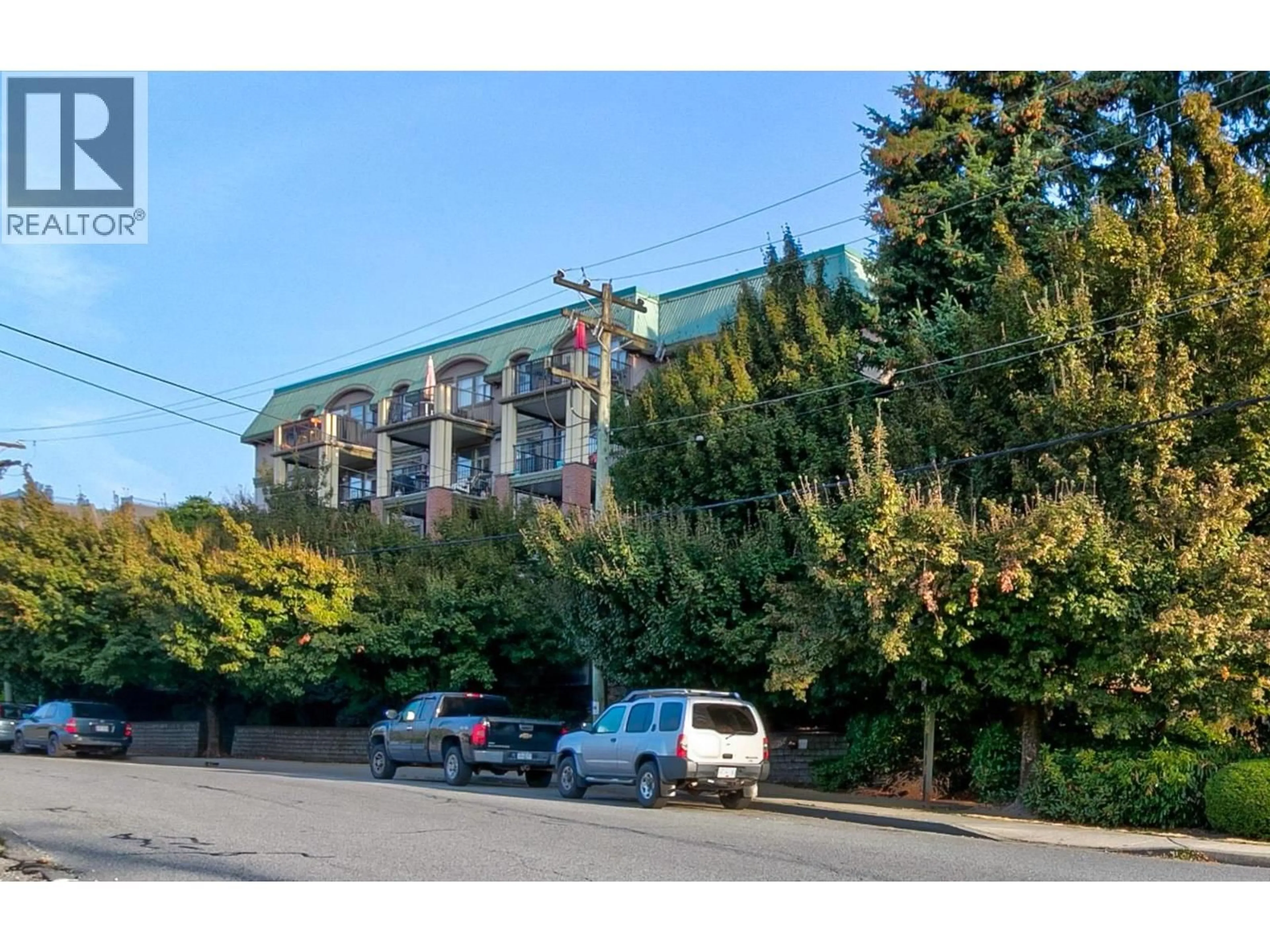 A pic from outside/outdoor area/front of a property/back of a property/a pic from drone, unknown for 101 - 1591 BOOTH AVENUE, Coquitlam British Columbia V3K1B7