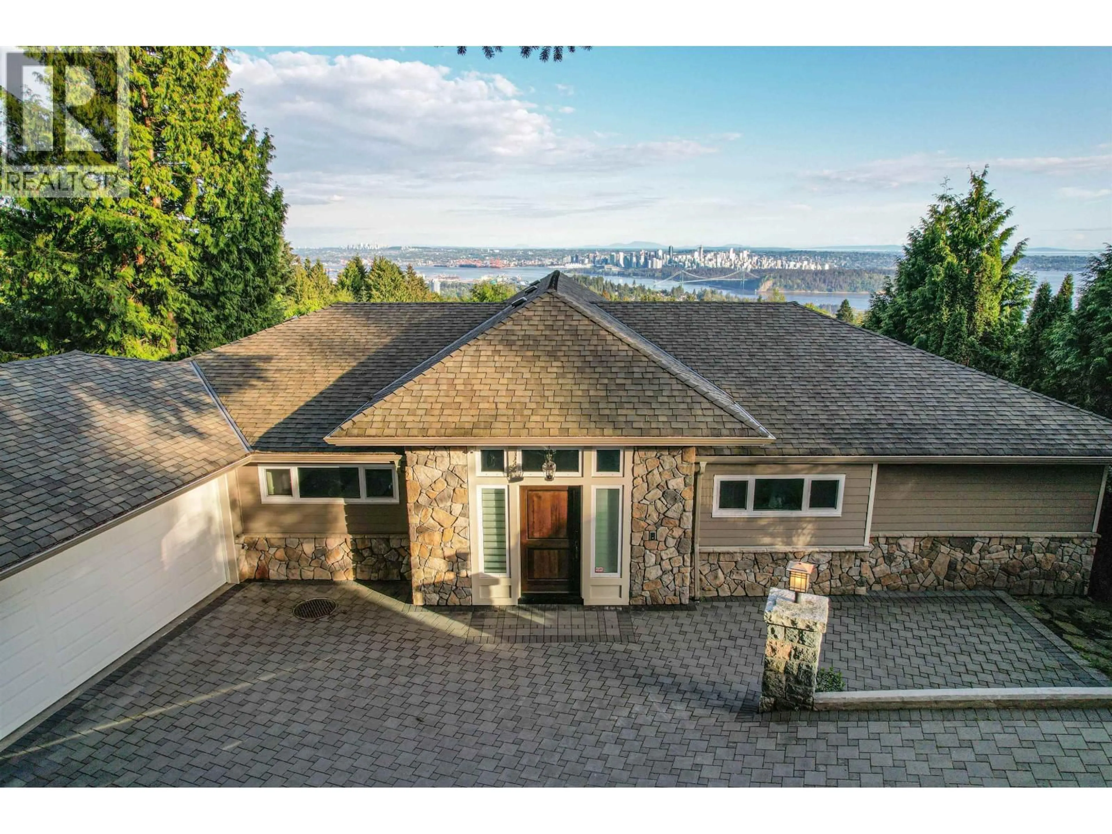 A pic from outside/outdoor area/front of a property/back of a property/a pic from drone, water/lake/river/ocean view for 1371 BURNSIDE ROAD, West Vancouver British Columbia V7S2P6