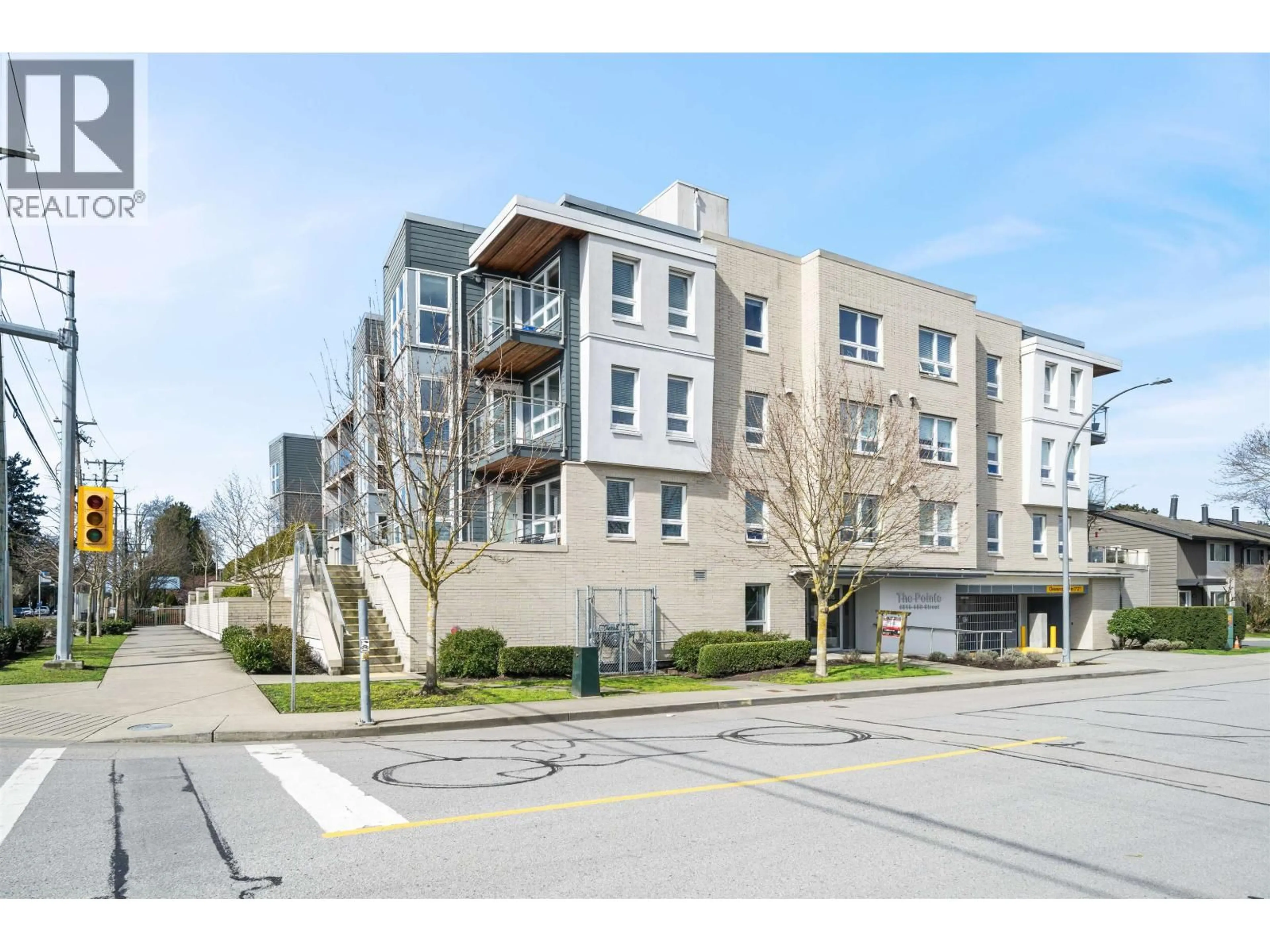 Blurry image for 208 - 4815 55B STREET, Delta British Columbia V4K3V7