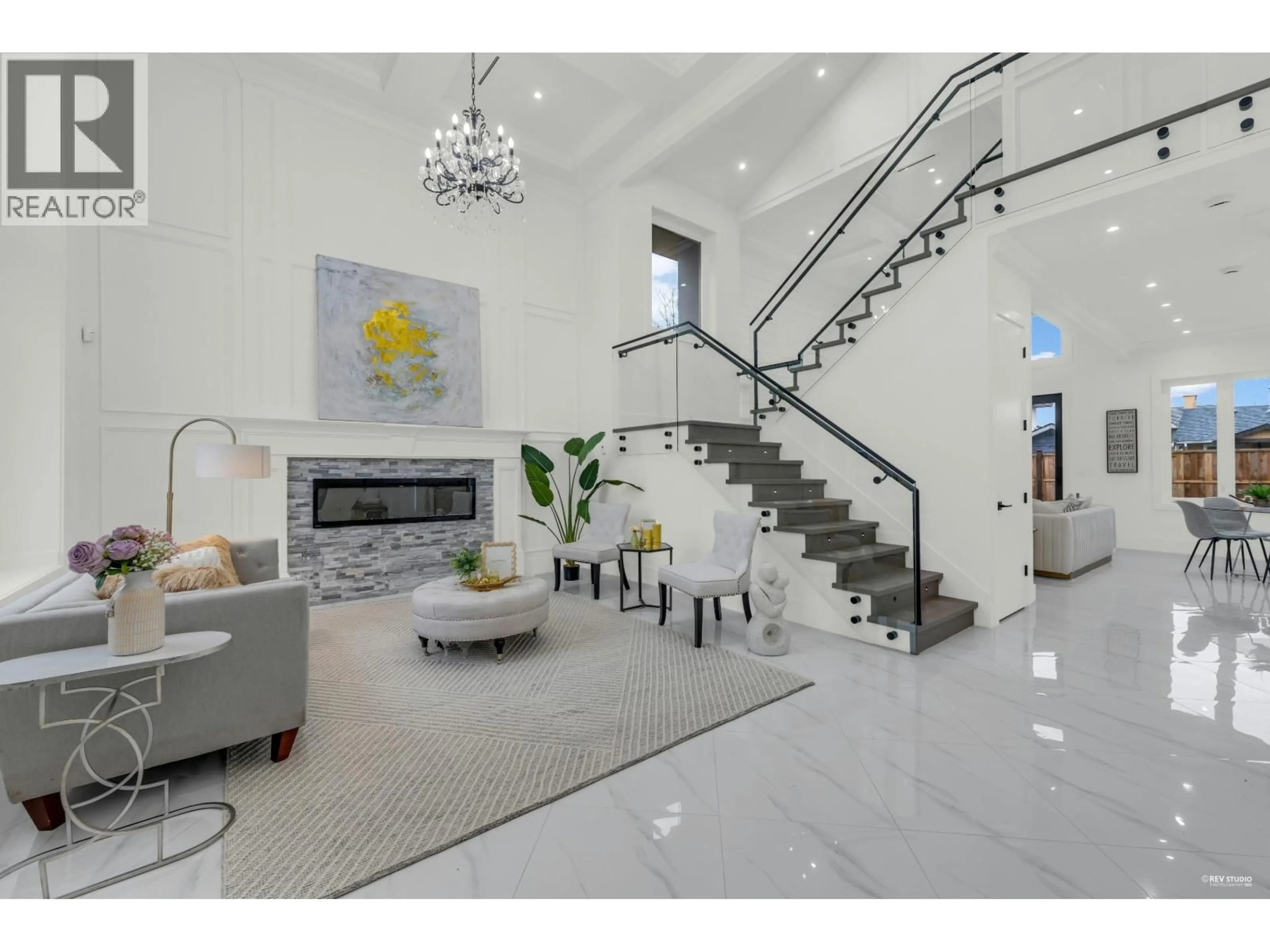 Indoor foyer for 3651 FRANCIS ROAD, Richmond British Columbia V7C1J4