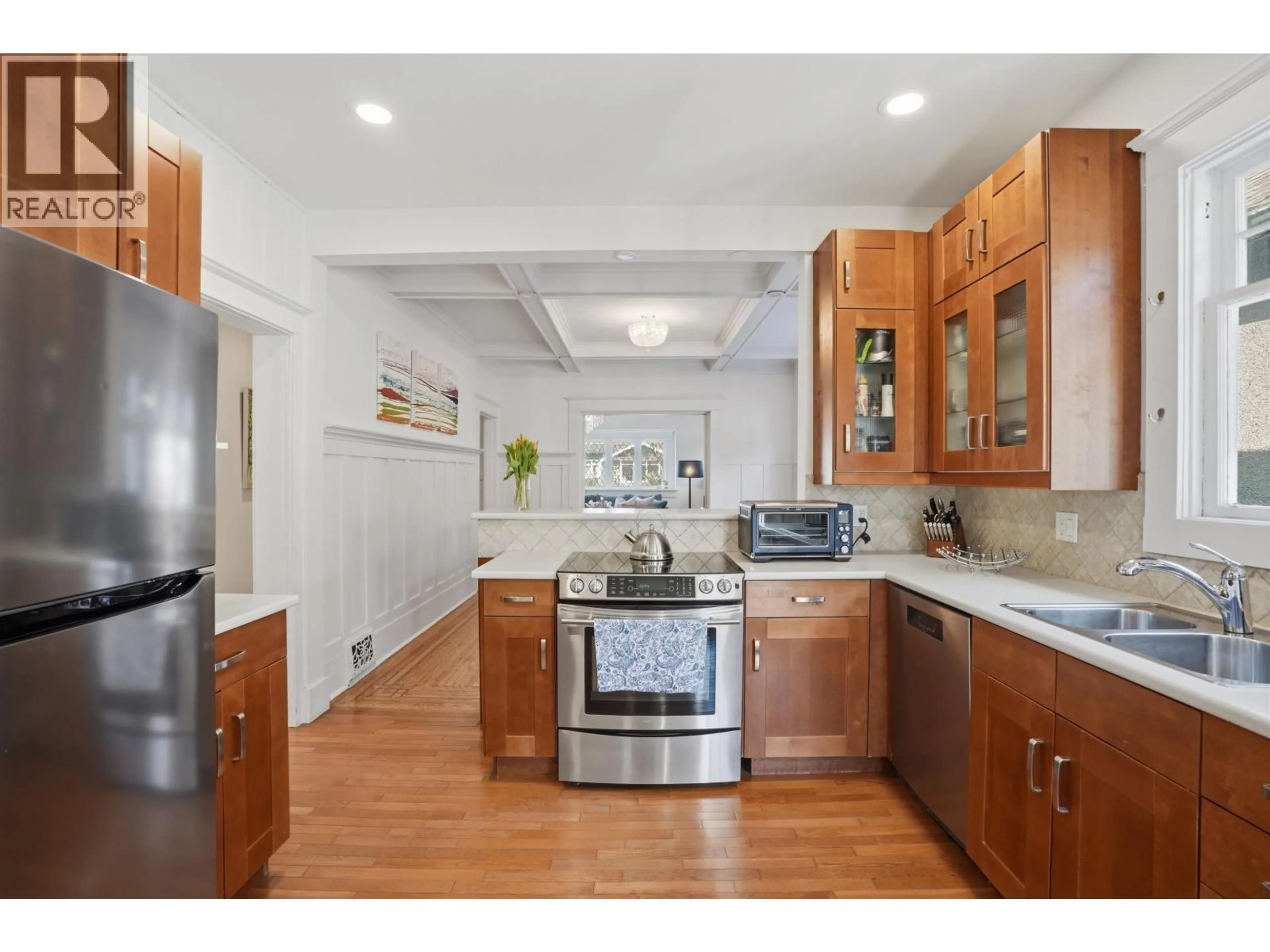 Open concept kitchen, unknown for 3350 3RD AVENUE, Vancouver British Columbia V6R1L4