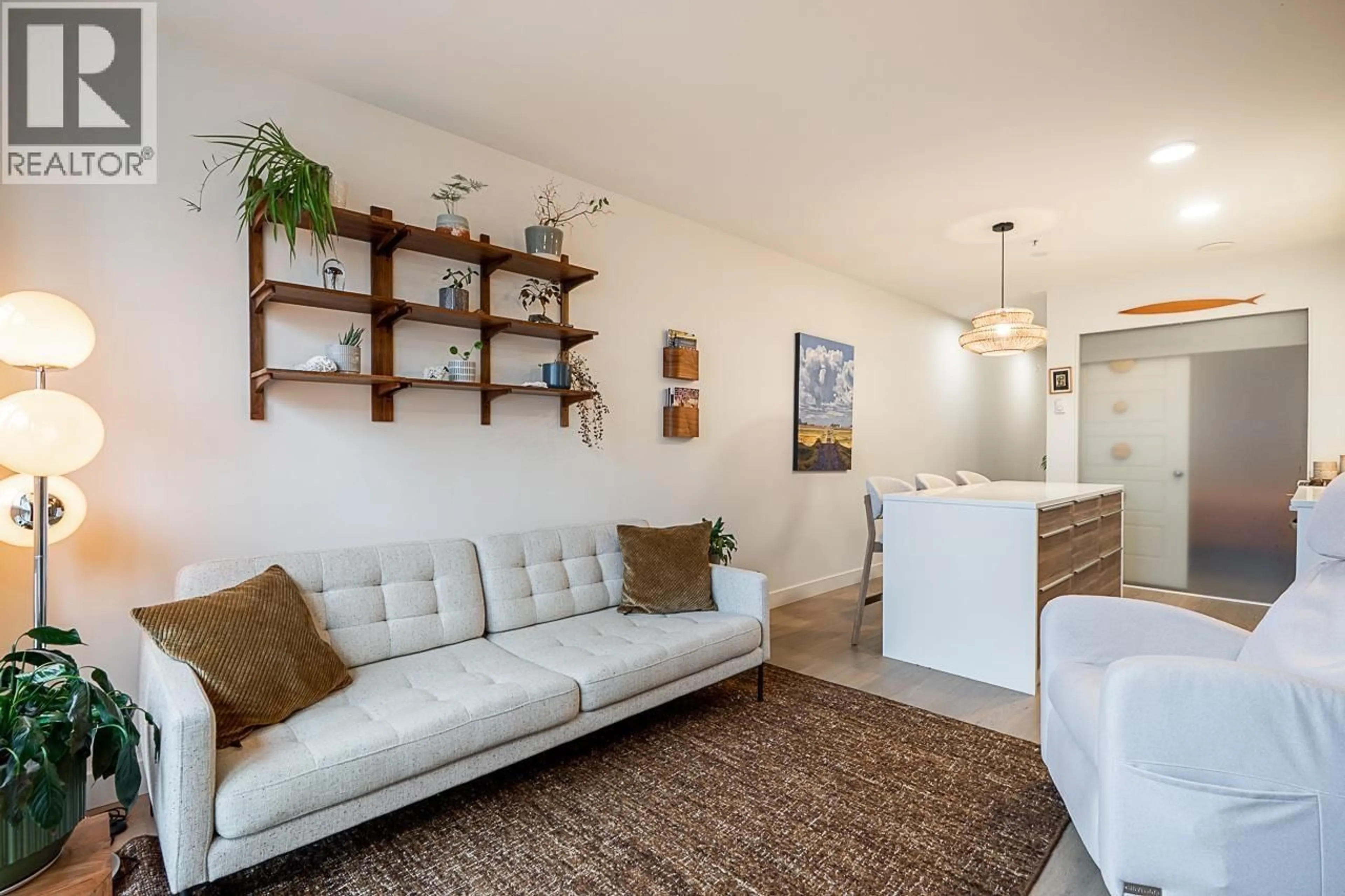 Living room with furniture, unknown for 406 - 1072 HAMILTON STREET, Vancouver British Columbia V6B2R9