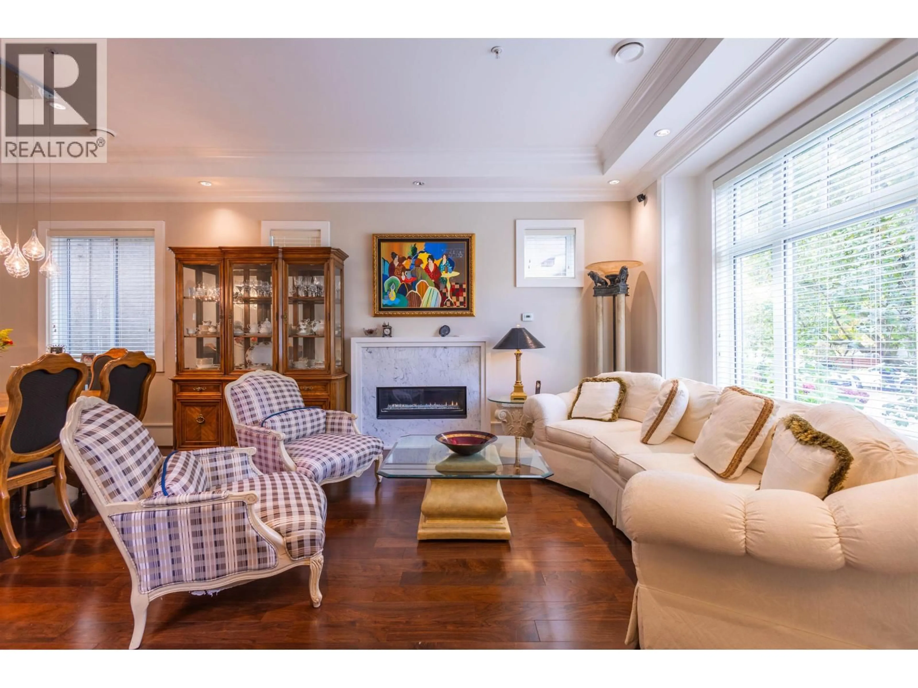 Living room with furniture, wood/laminate floor for 8150 FRENCH STREET, Vancouver British Columbia V6P4W1