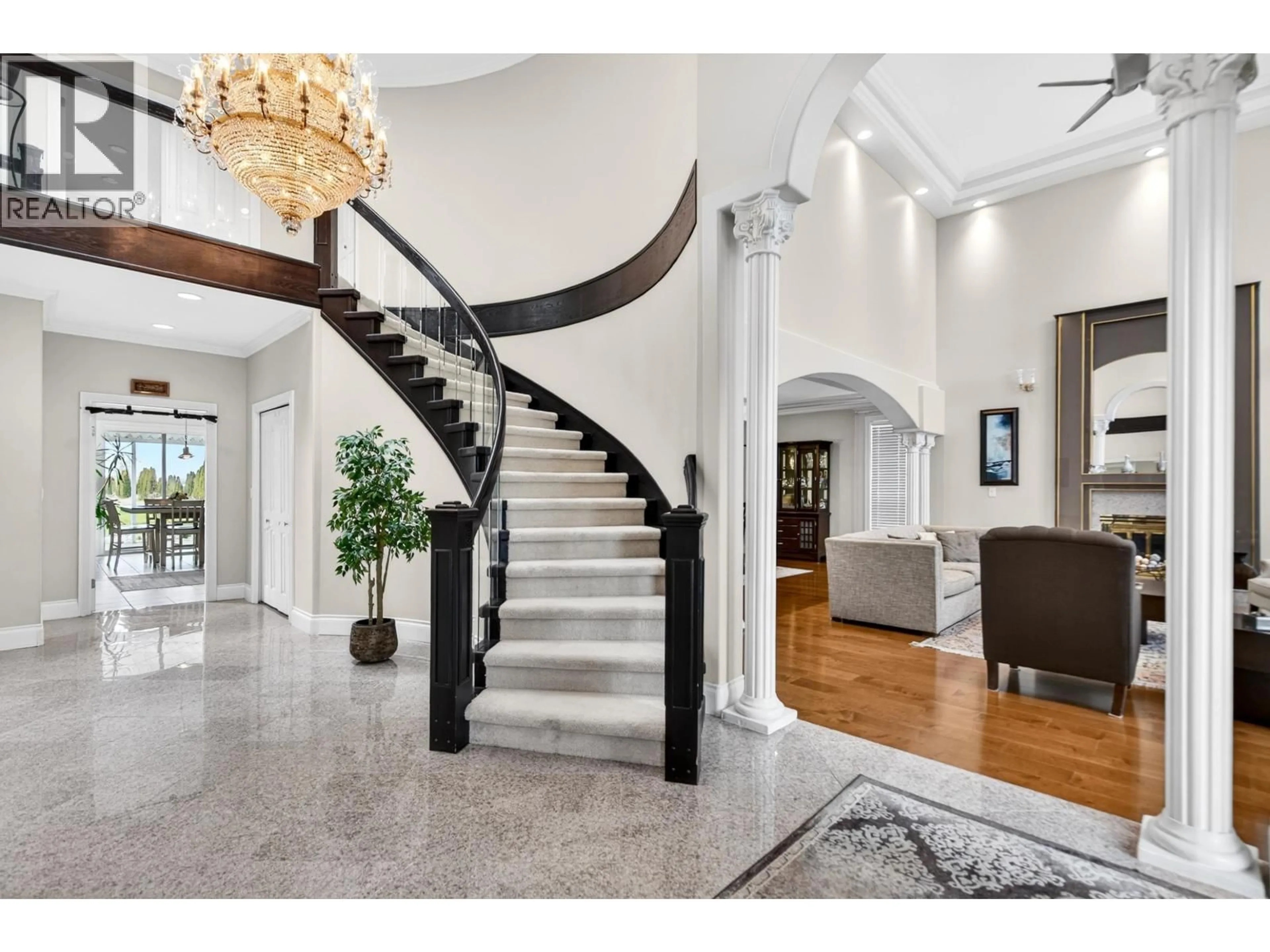 Indoor foyer for 6411 NO. 7 ROAD, Richmond British Columbia V6W1E8