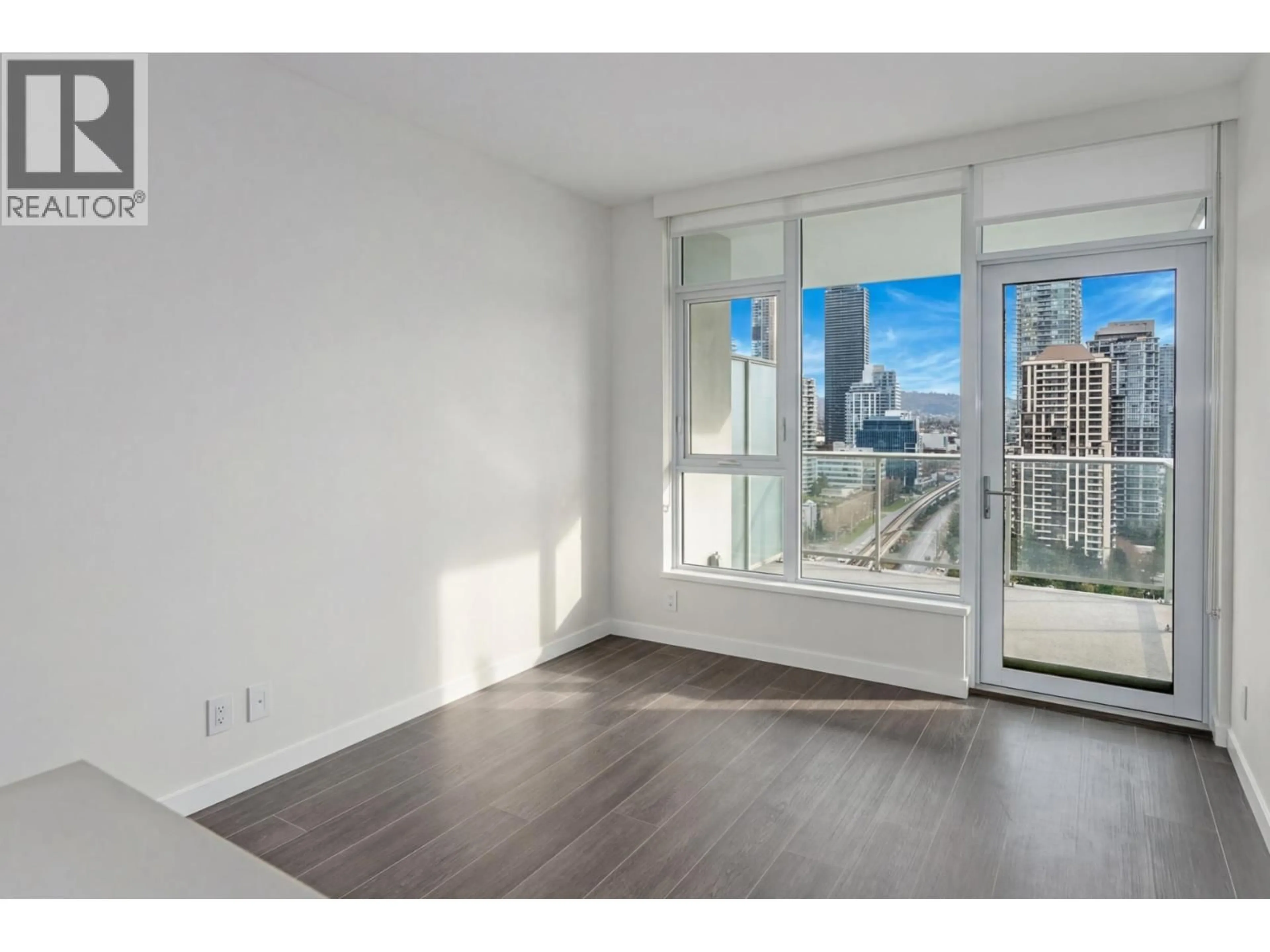A pic of a room for 2009 - 4168 LOUGHEED HIGHWAY, Burnaby British Columbia V5C0N9