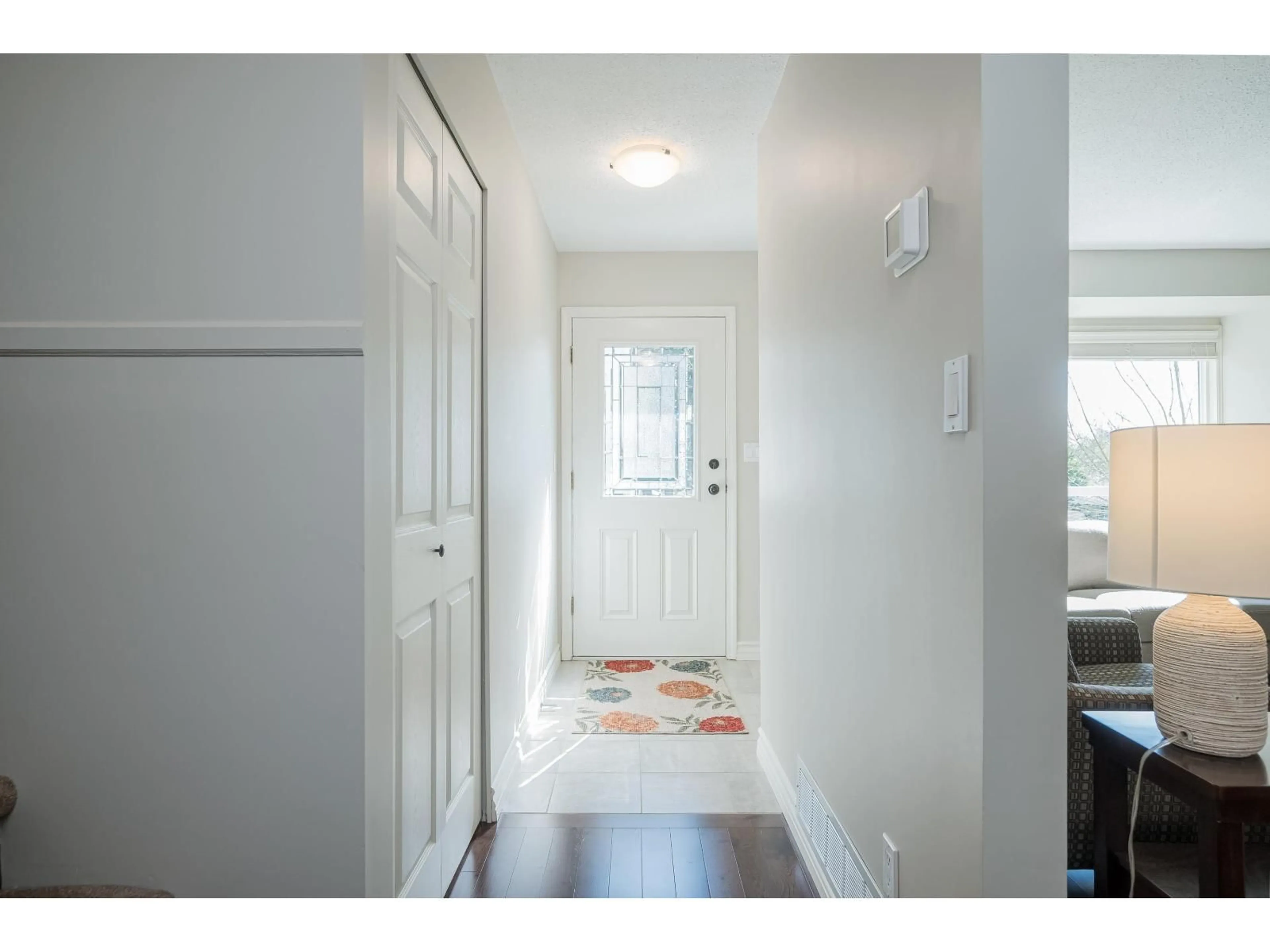 Indoor entryway for 35327 SANDY HILL CRESCENT, Abbotsford British Columbia V3G1H9