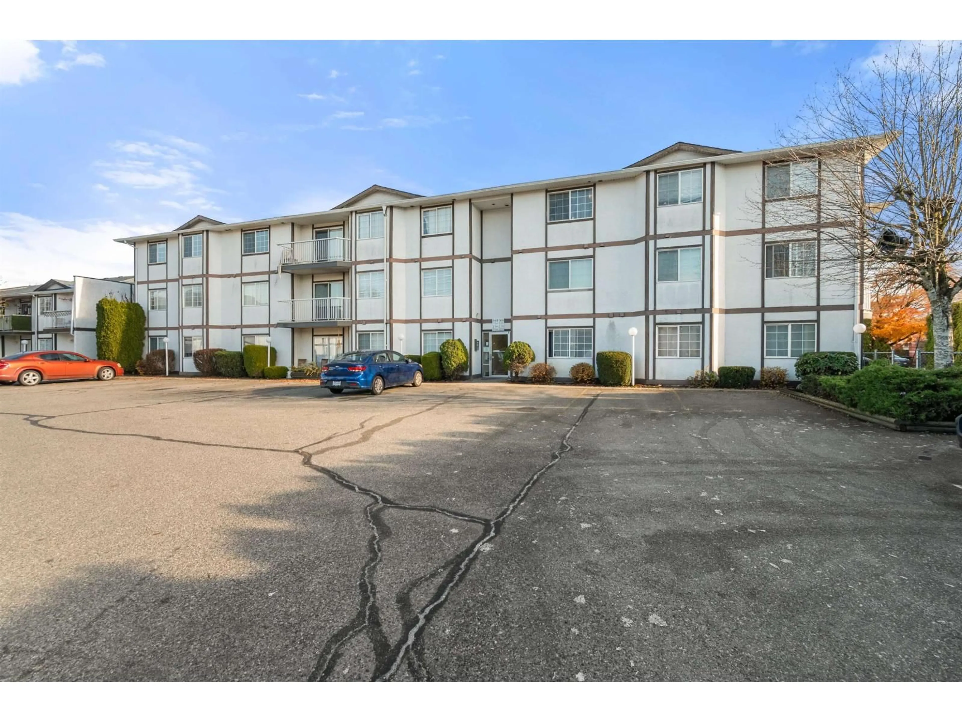 Unknown for 220 - 45669 MCINTOSH DRIVE, Chilliwack British Columbia V2P6V4