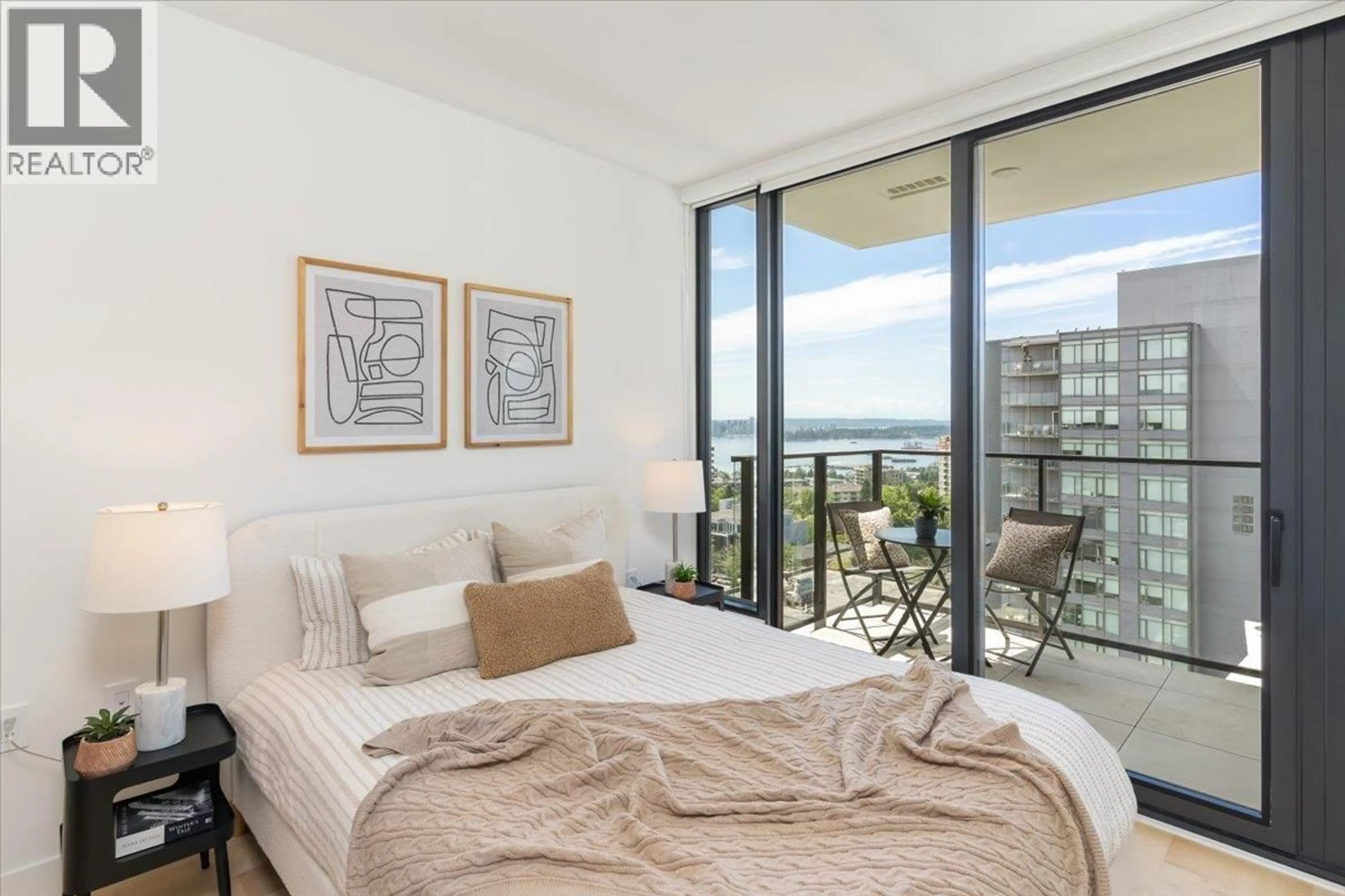 Bedroom with bed, unknown for 1004 - 135 13TH STREET, North Vancouver British Columbia V7L0J8