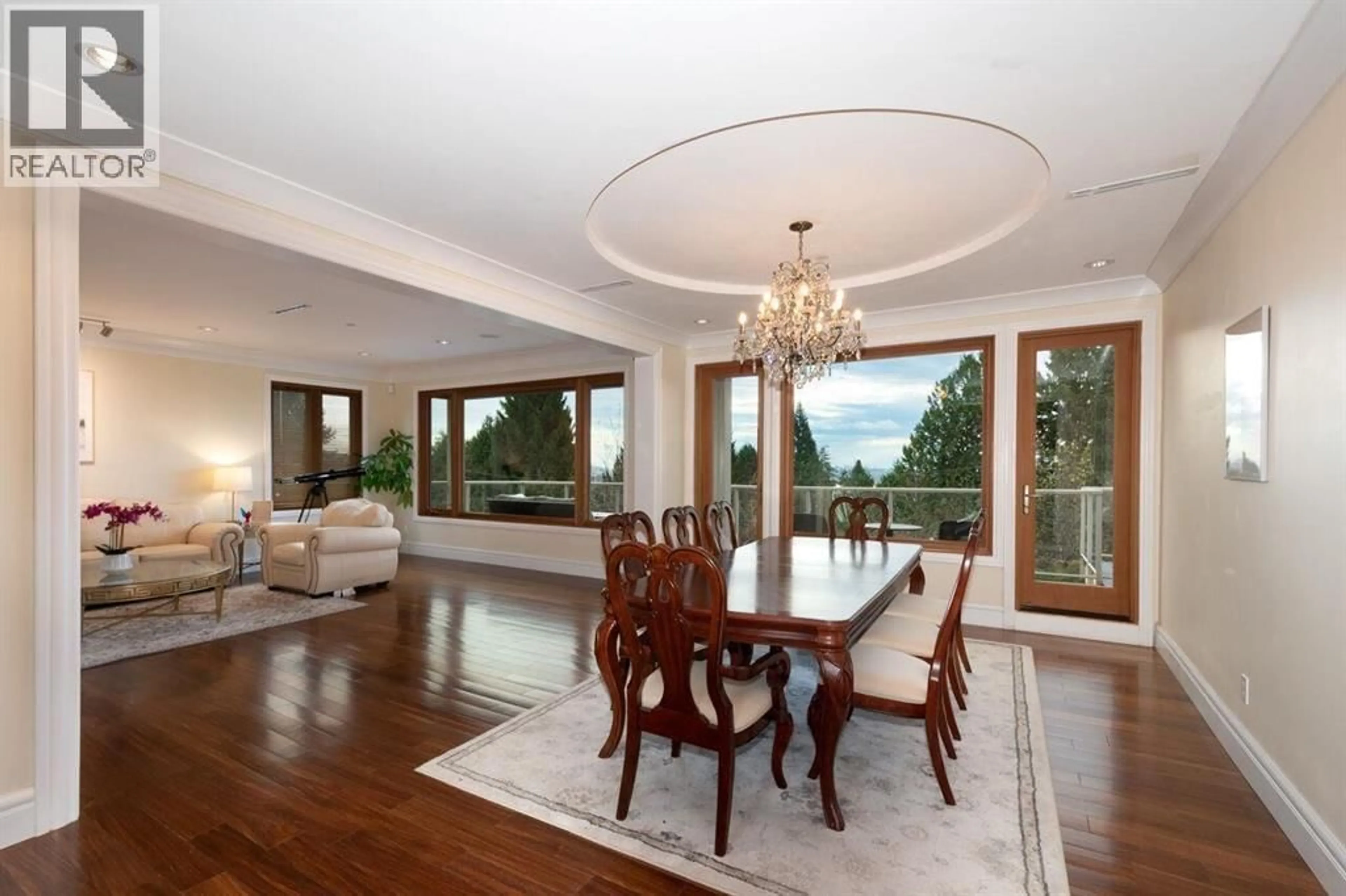 Dining room, wood/laminate floor for 950 GREENWOOD ROAD, West Vancouver British Columbia V7S1X7