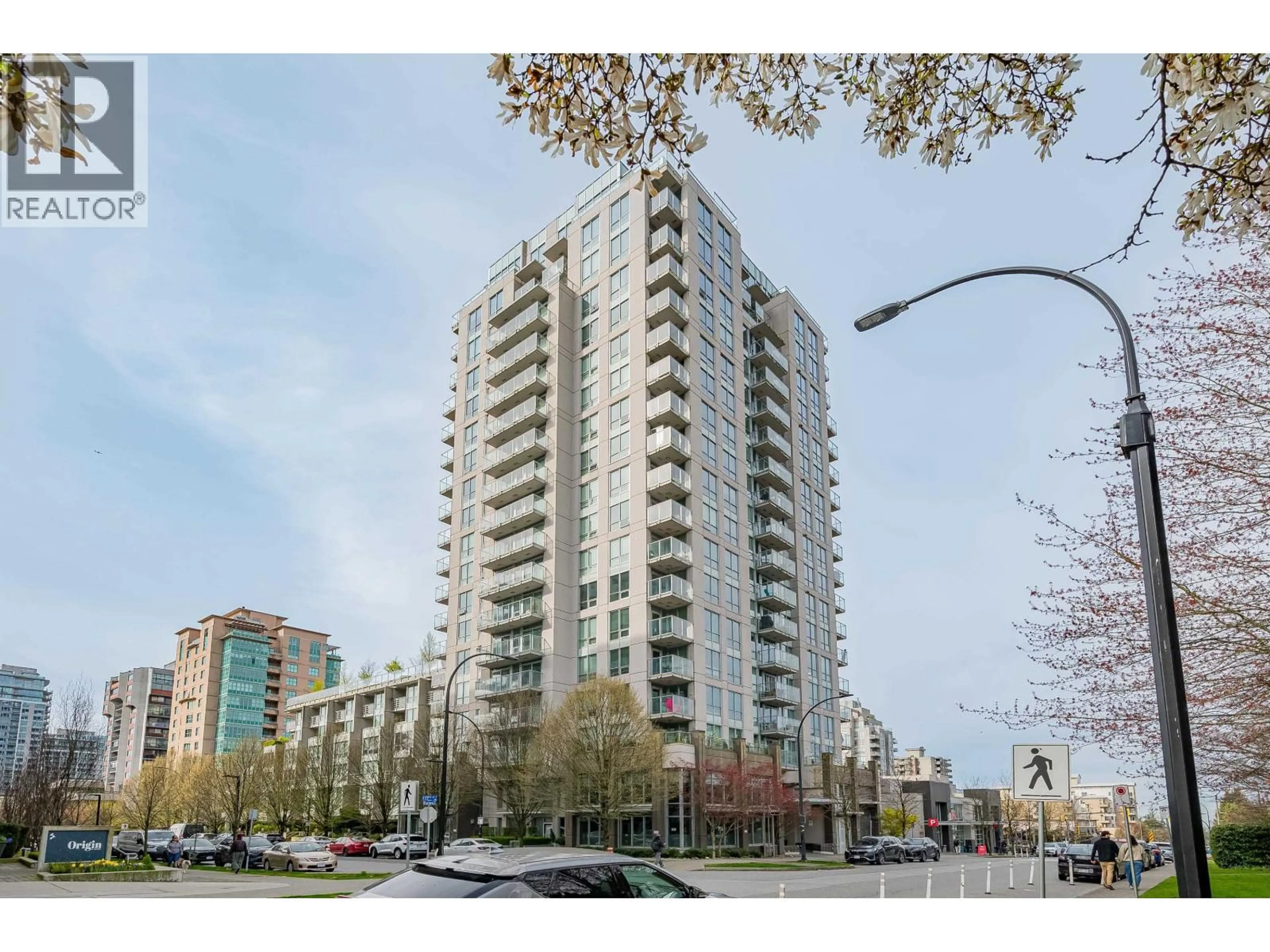 Unknown for 319 - 135 17TH STREET, North Vancouver British Columbia V7L0C4