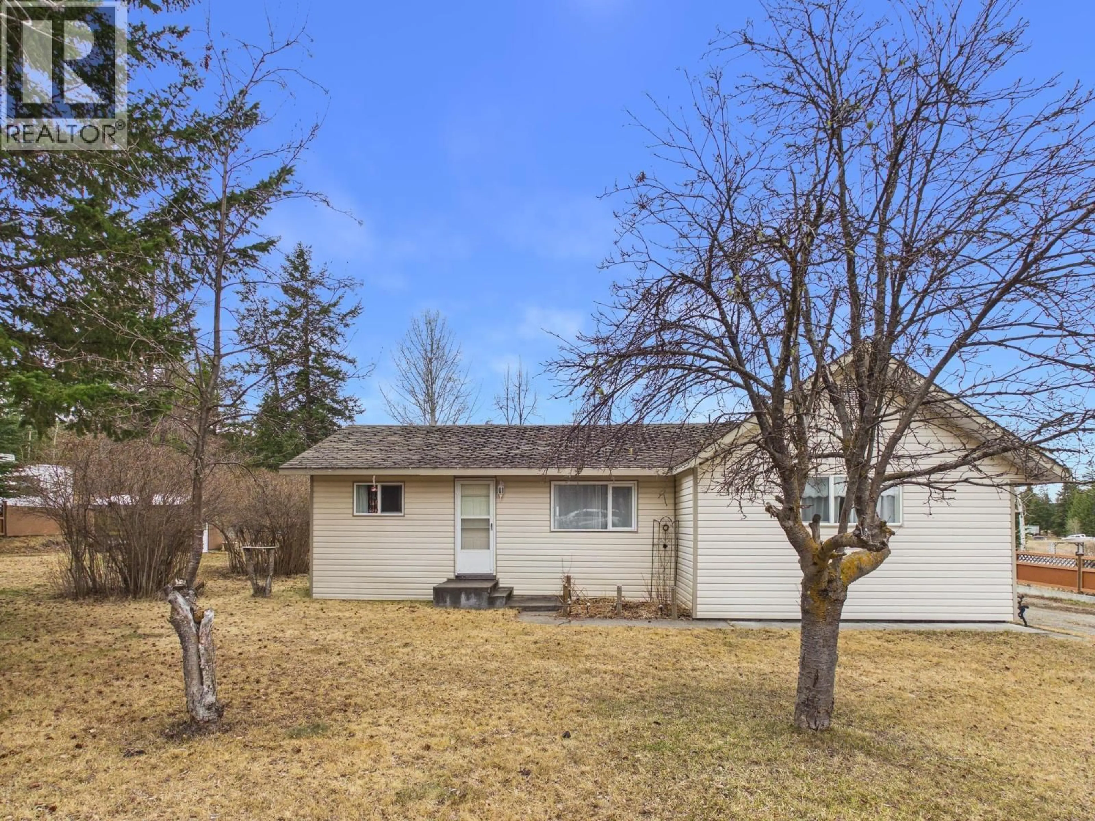 A pic from outside/outdoor area/front of a property/back of a property/a pic from drone, street for 1115 DENNY ROAD, Williams Lake British Columbia V2G3J7