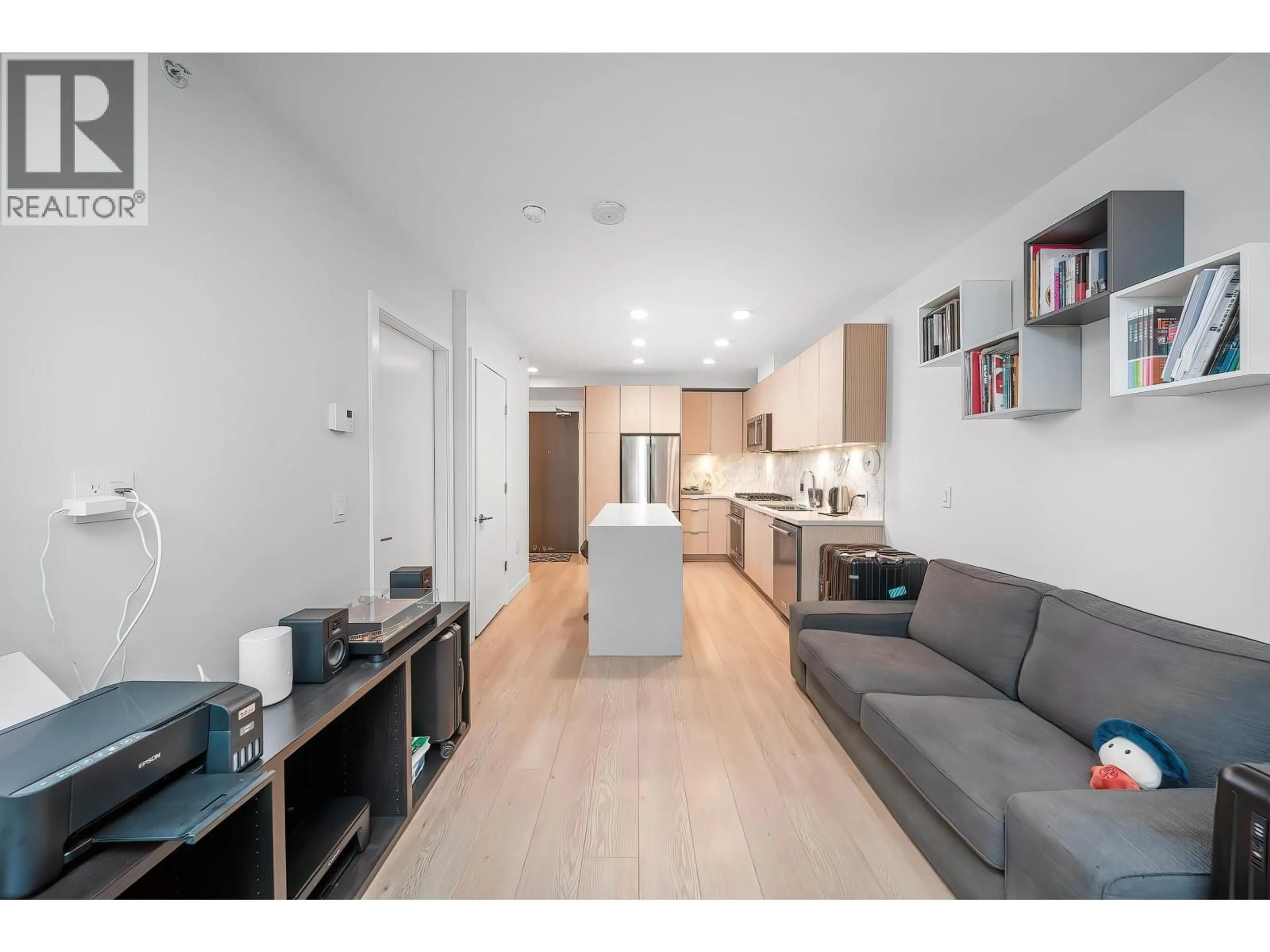 A pic of a room for 304 - 530 WHITING WAY, Coquitlam British Columbia V3J0J4