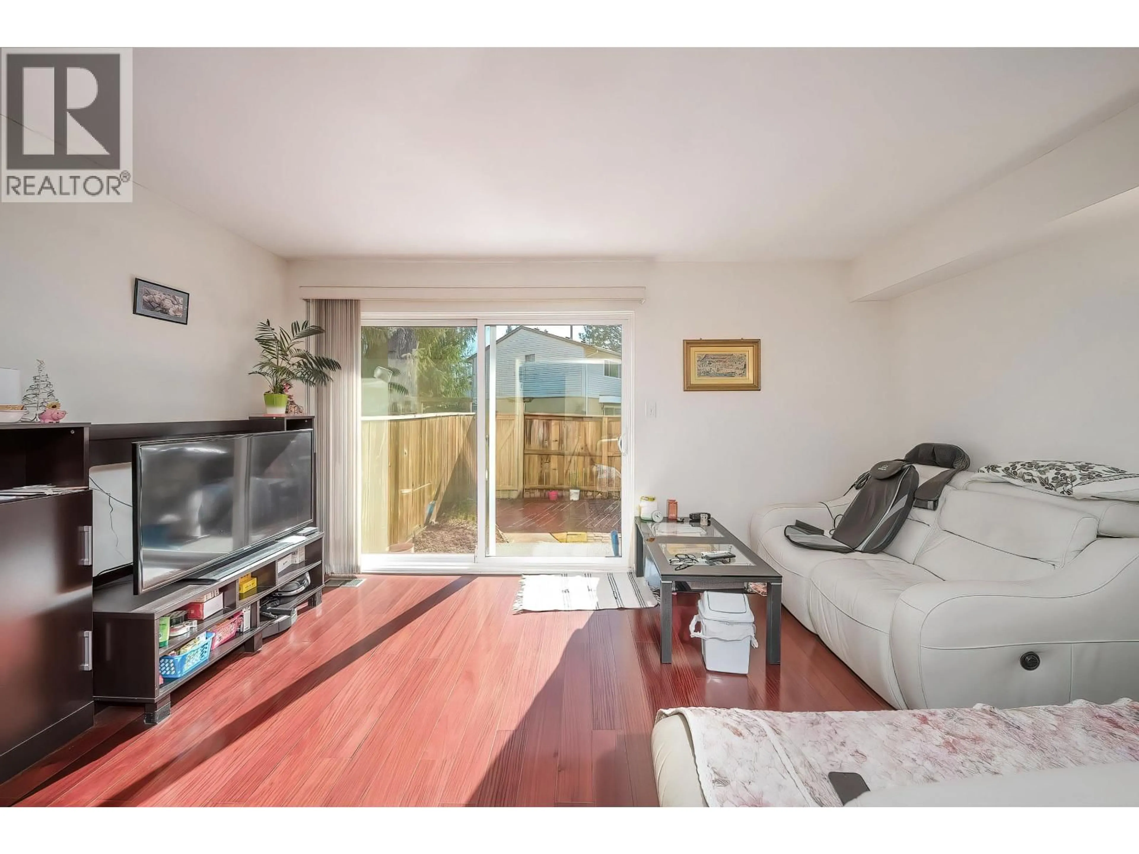 A pic of a room for 6866 ARLINGTON STREET, Vancouver British Columbia V5S3N9