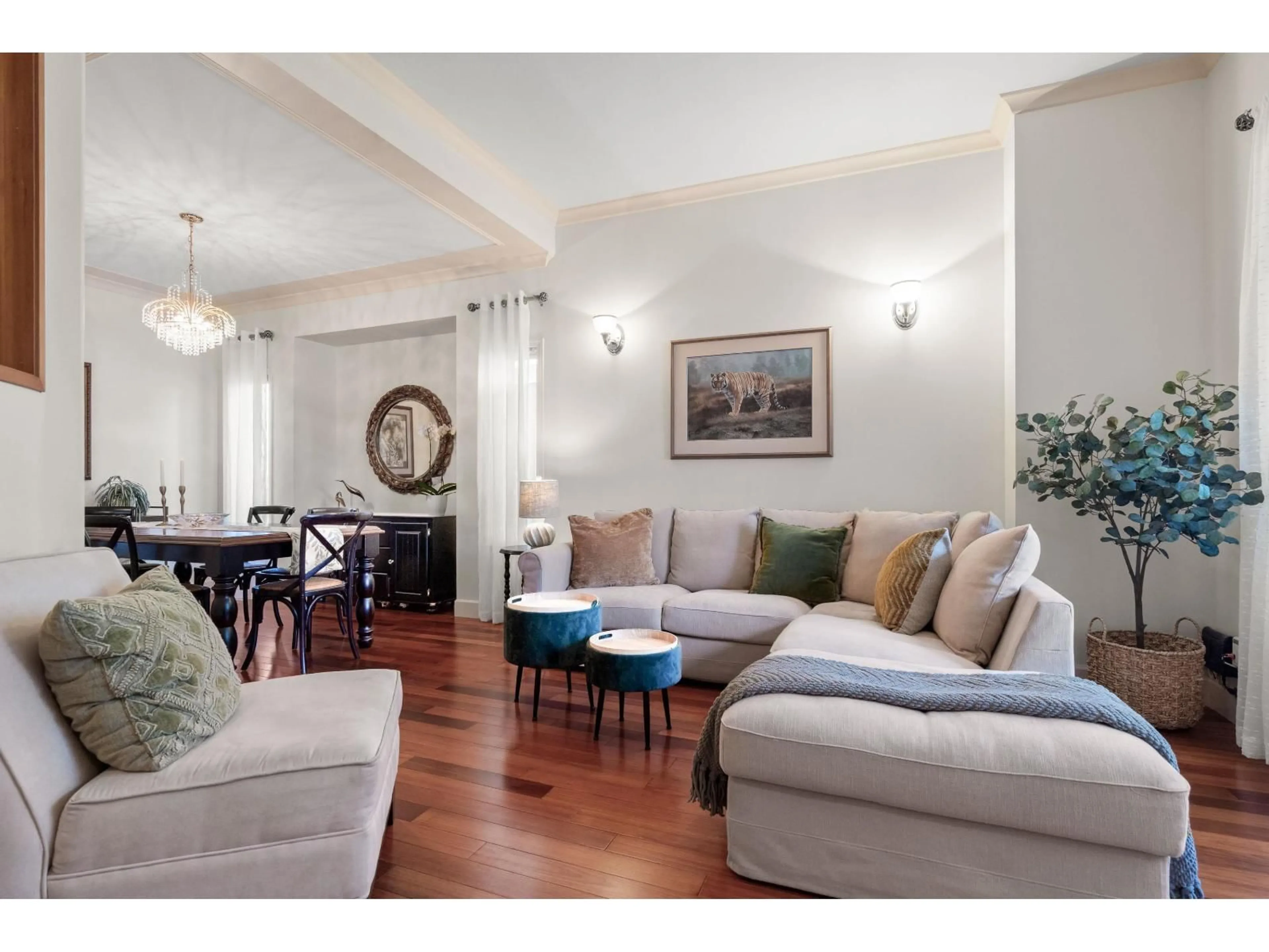 Living room with furniture, wood/laminate floor for 21637 94A AVENUE, Langley British Columbia V3W4E2