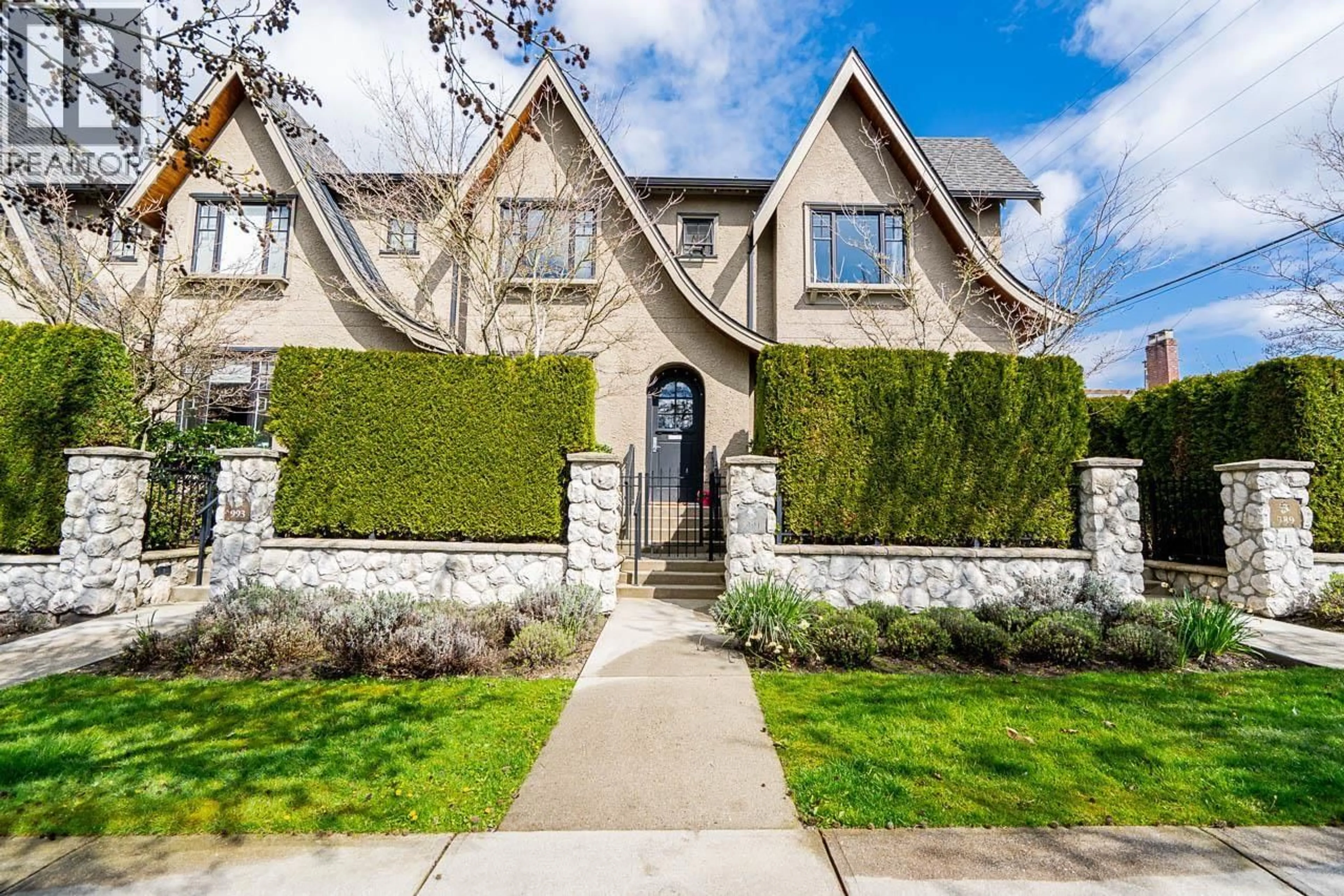 Home with brick exterior material, street for 991 38TH AVENUE, Vancouver British Columbia V5Z2L7