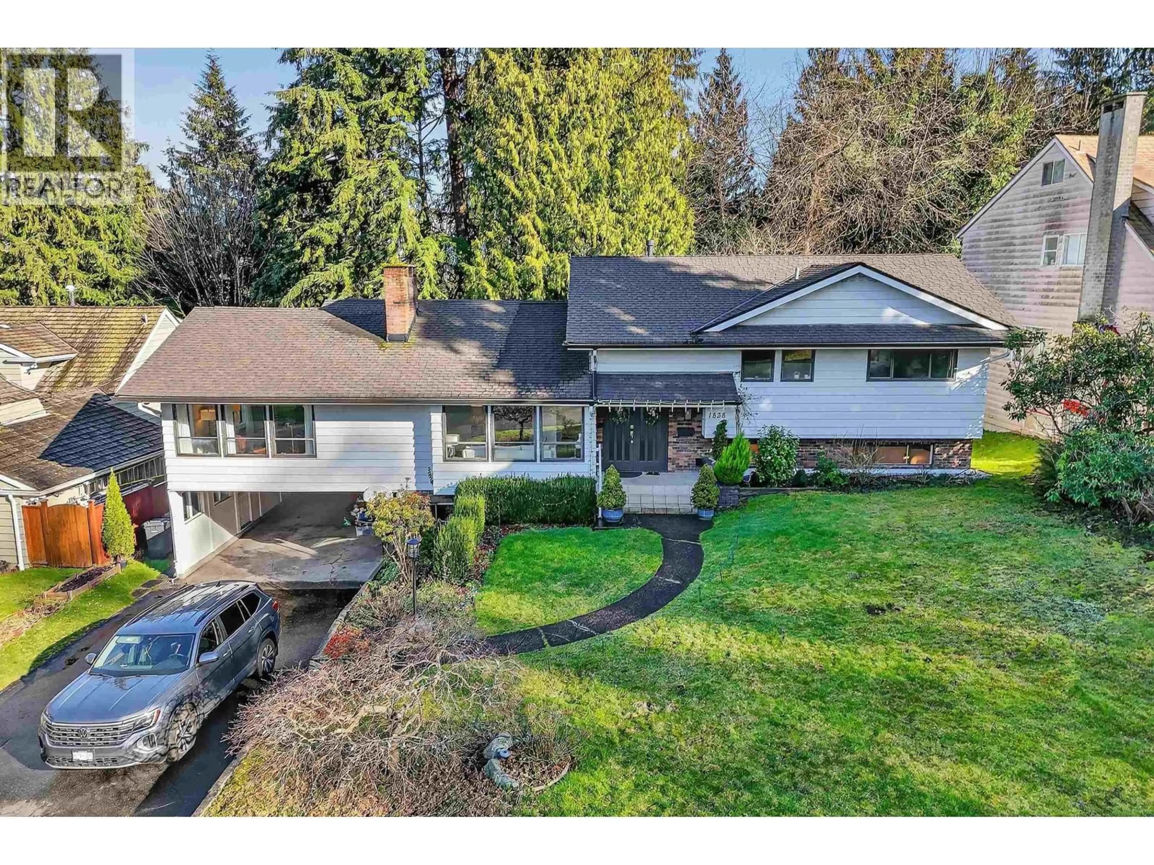 A pic from outside/outdoor area/front of a property/back of a property/a pic from drone, unknown for 1838 HARBOUR DRIVE, Coquitlam British Columbia V3J5W7