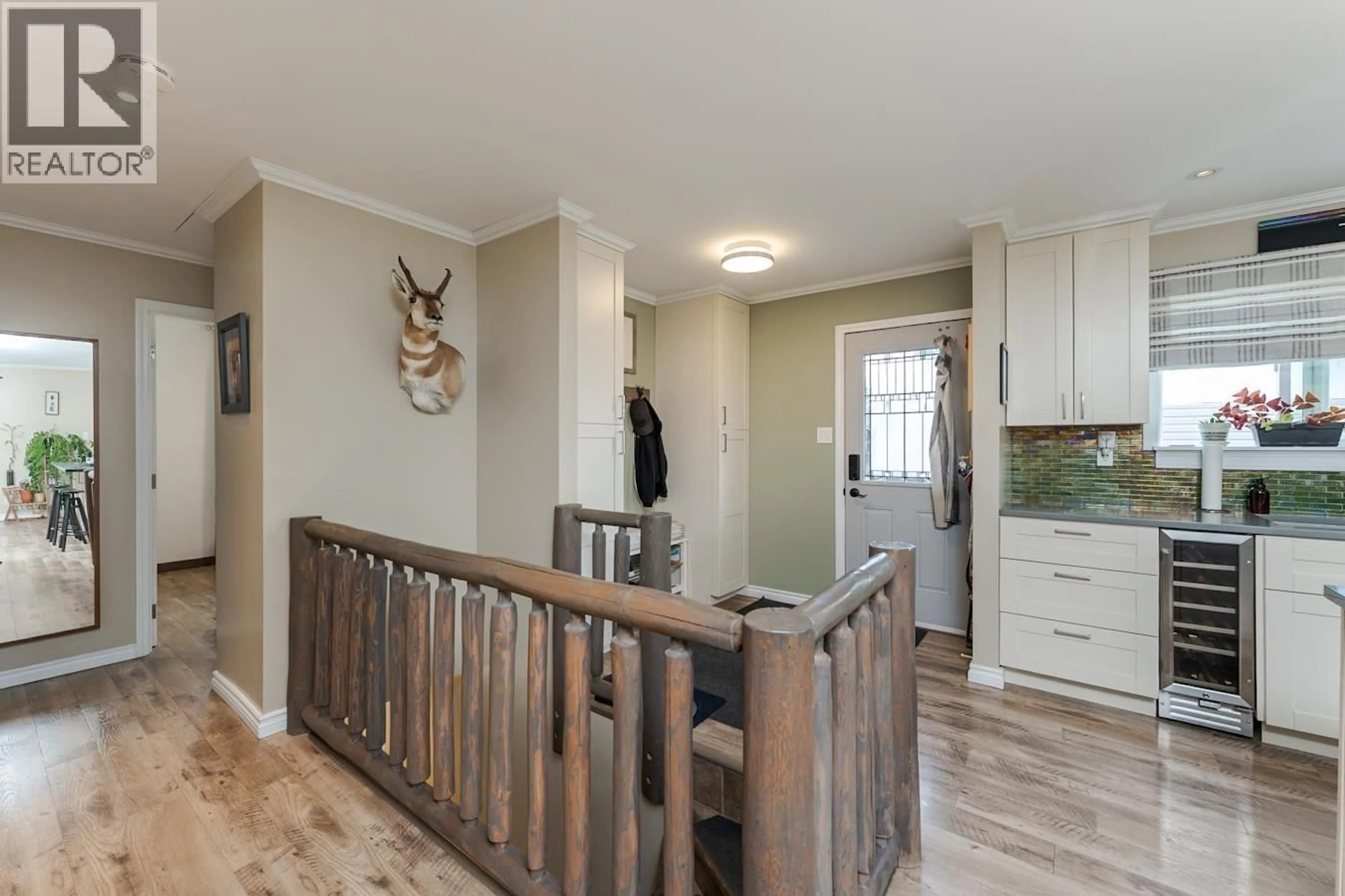 Indoor entryway for 6610 ESSEX CRESCENT, Prince George British Columbia V2N2P1
